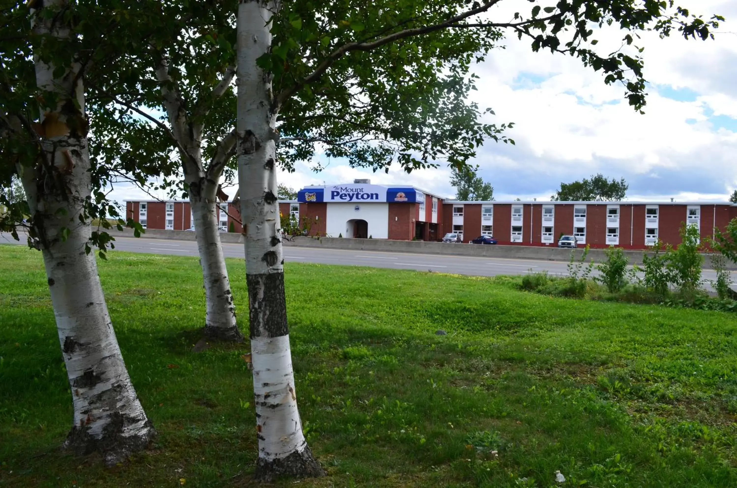 Property Building in Mount Peyton Resort & Conference Centre