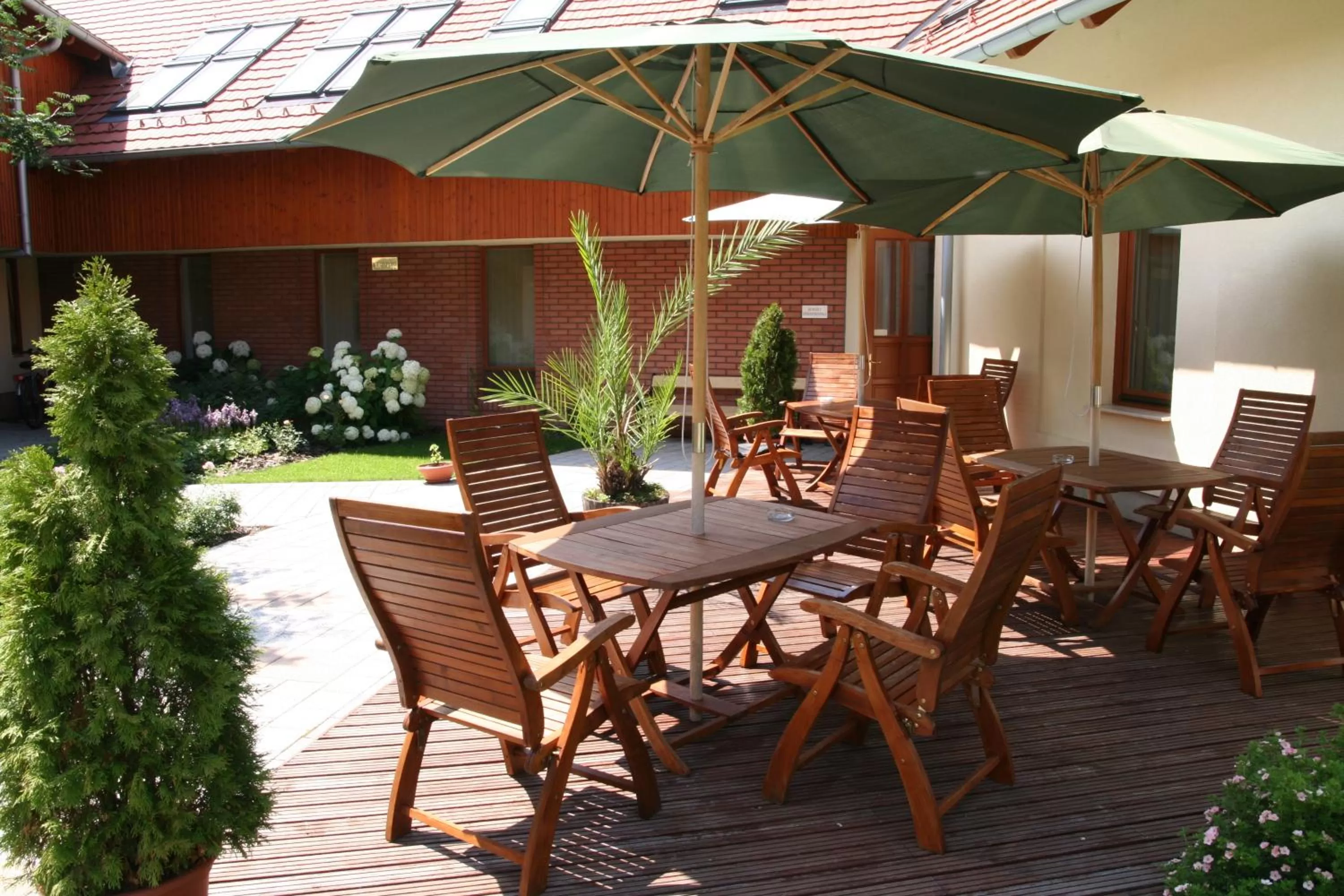 Patio in Hotel Adalbert Szent György Ház