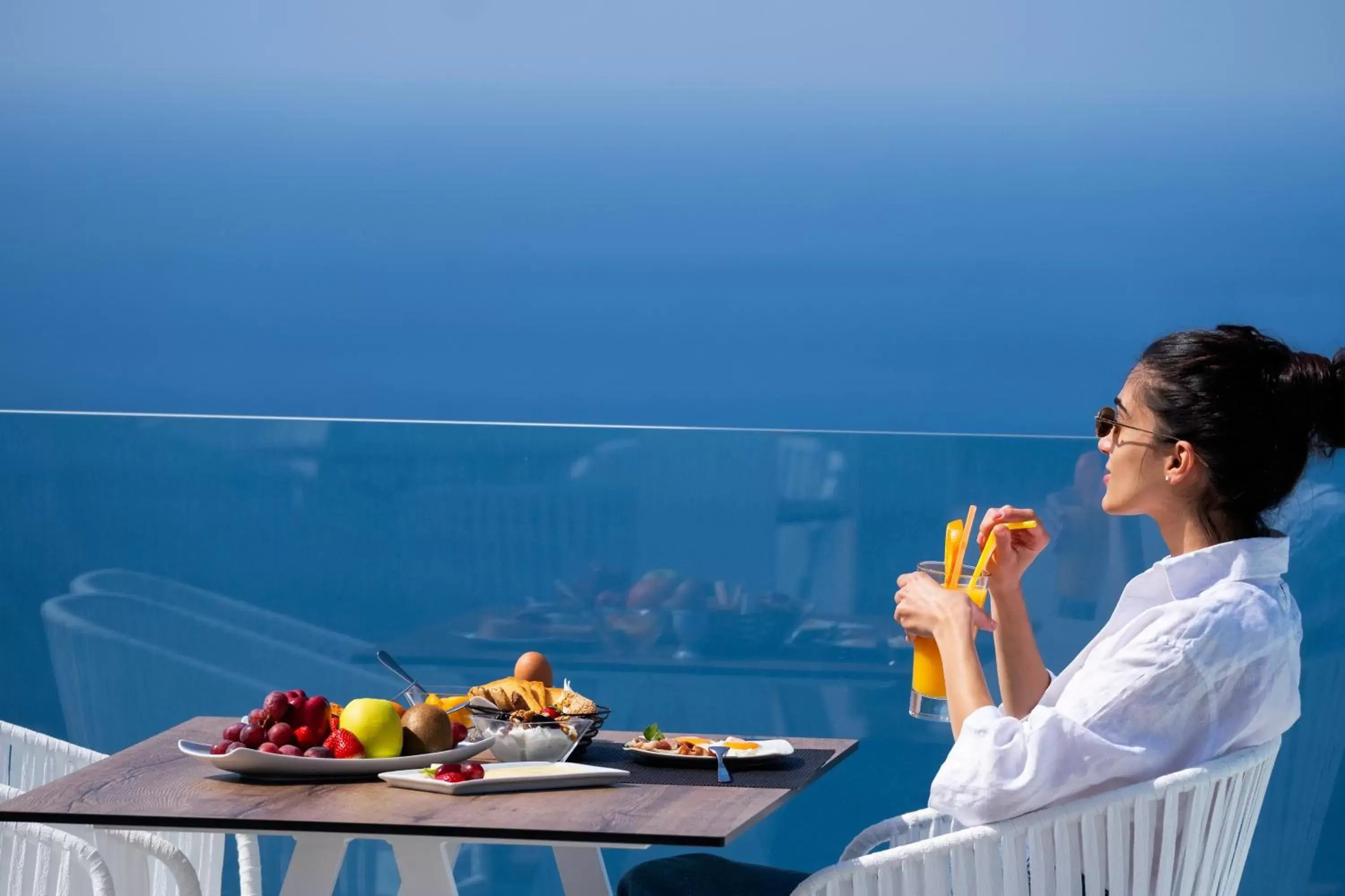 Restaurant/places to eat in Lilium Hotel Santorini Restaurant/places to eat in Lilium Hotel Santorini