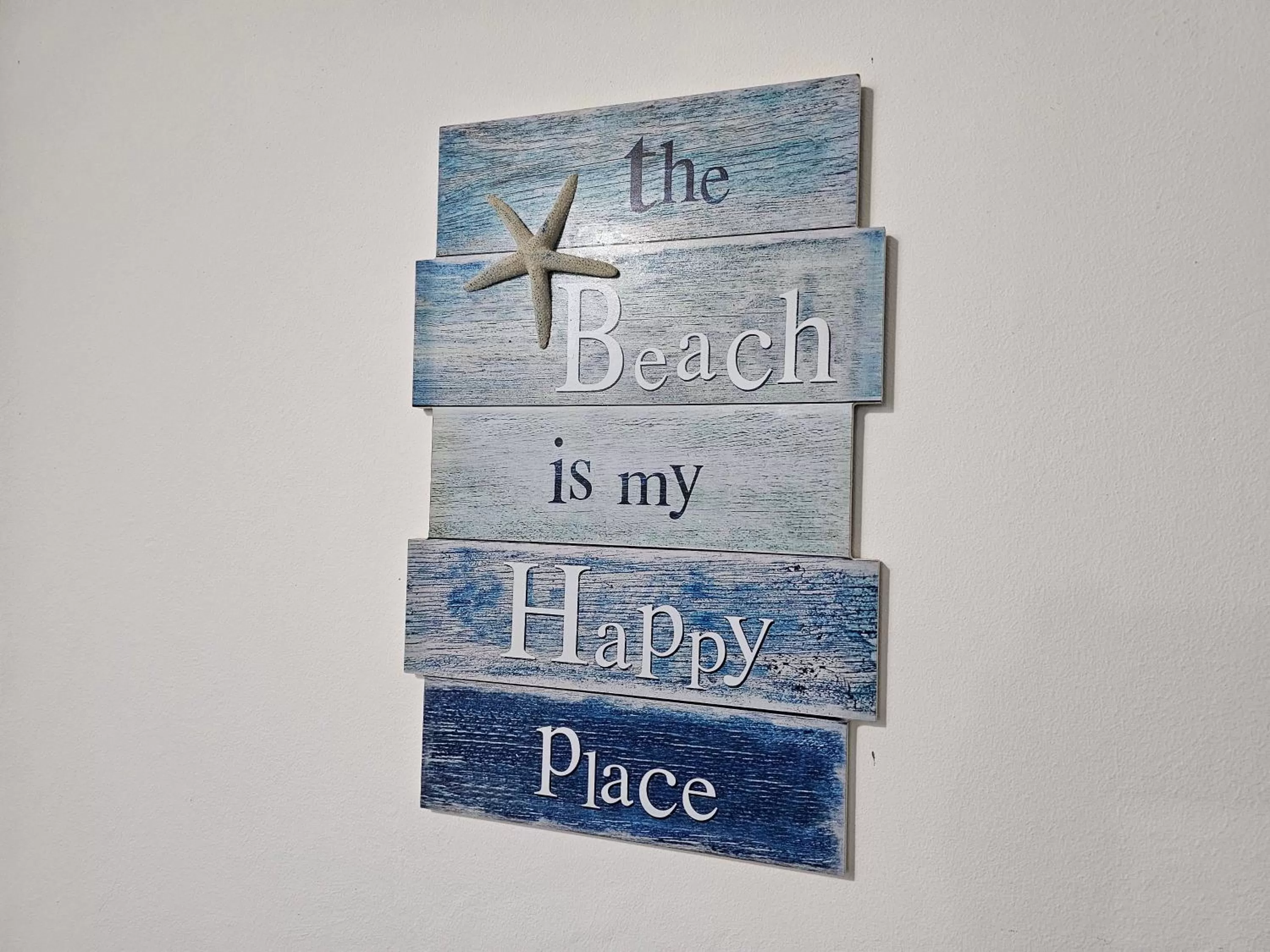 Decorative detail in Roots Cafe Rooms