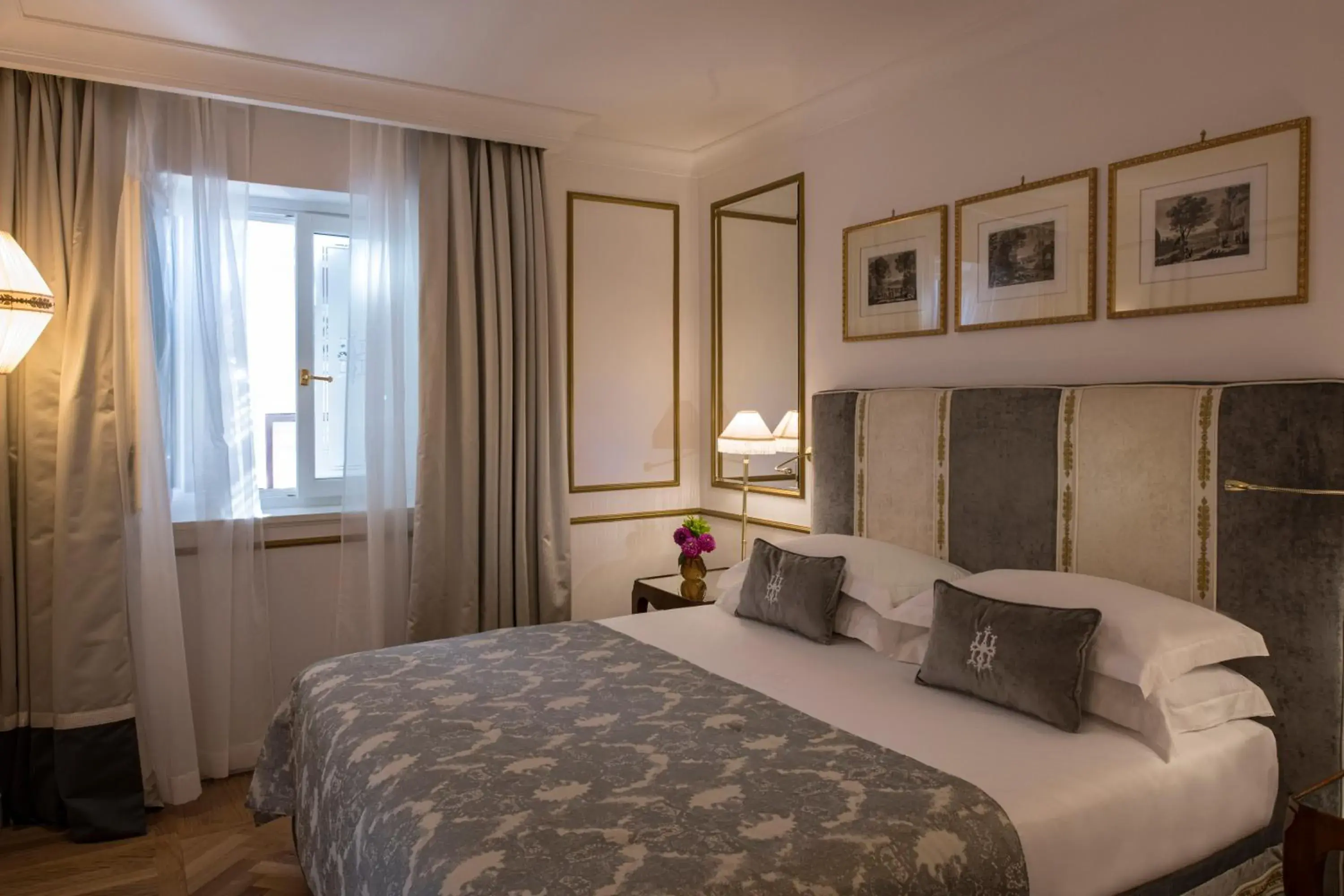 Bedroom, Bed in Hotel d'Inghilterra Roma - Starhotels Collezione