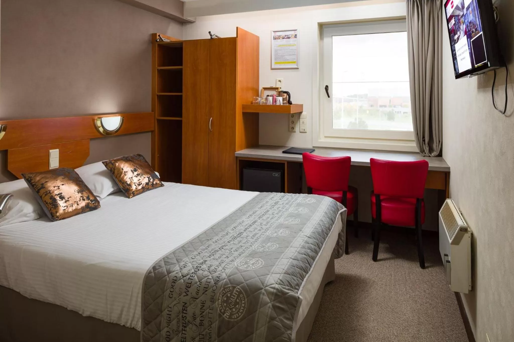 Restaurant/places to eat, Bed in Vivaldi Hotel