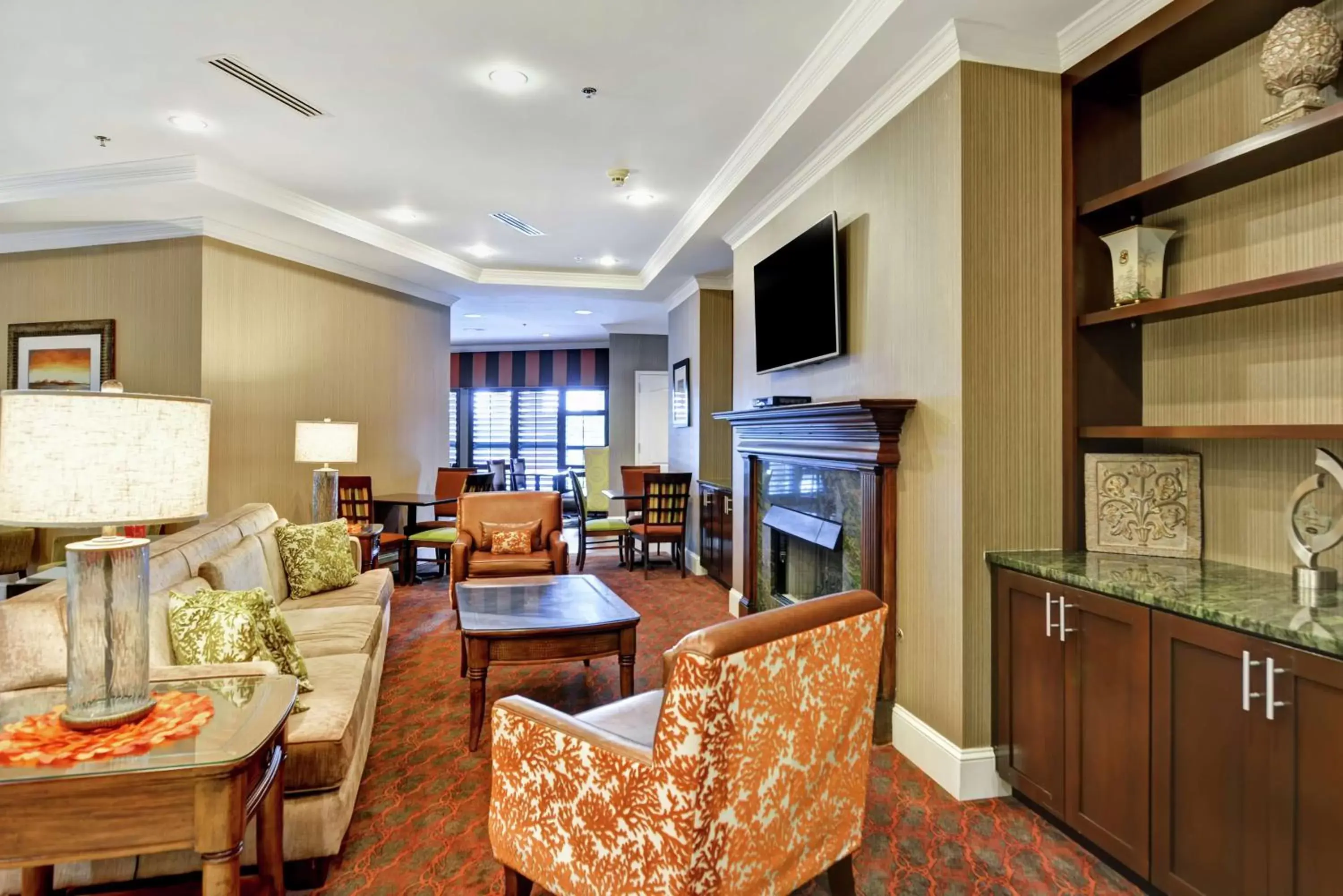 Lobby or reception in Hampton Inn Charleston North