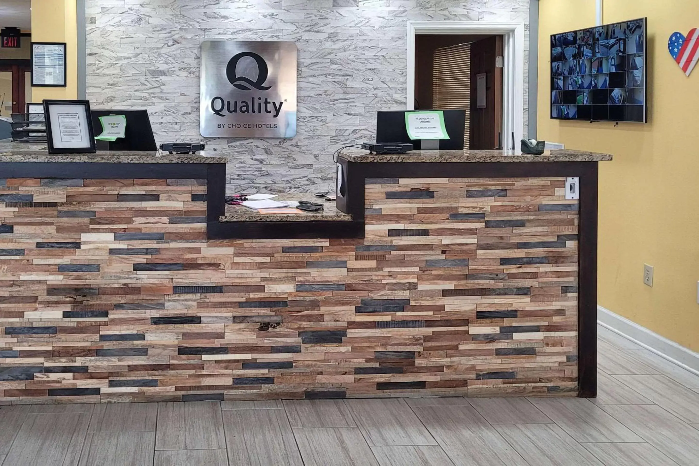 Lobby or reception in Quality Inn