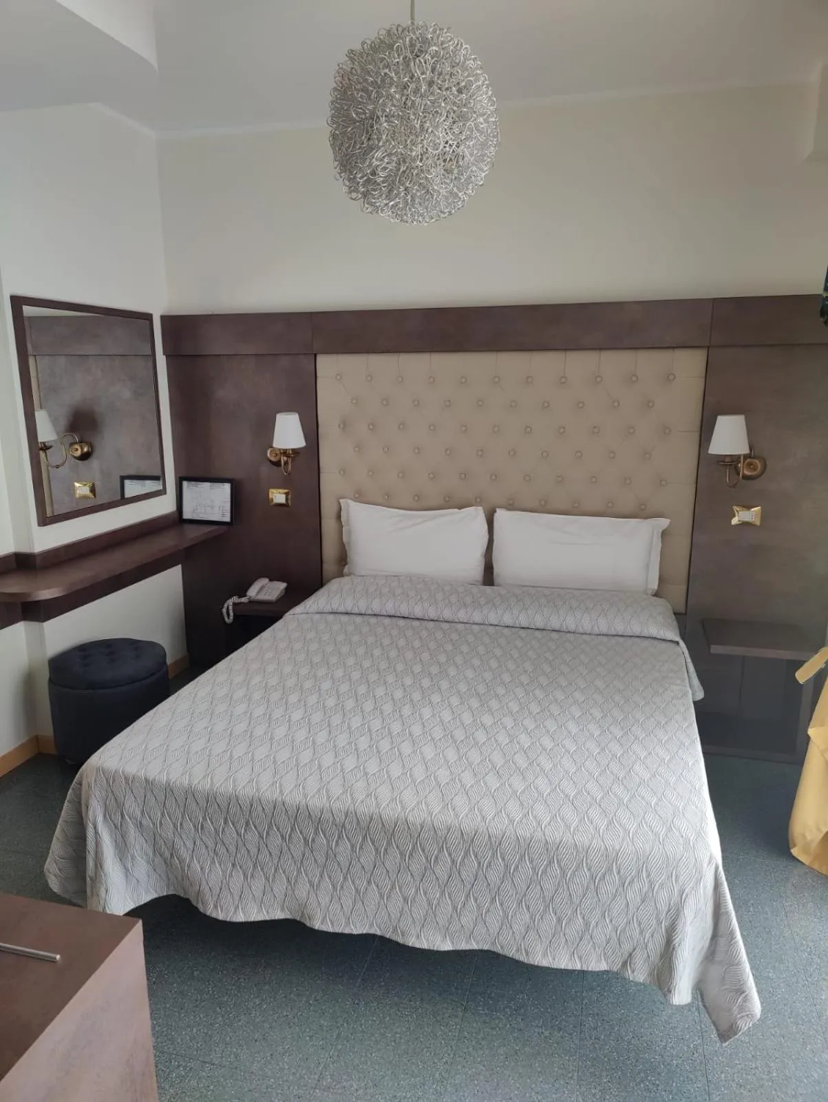 Bed in Hotel Ambassador