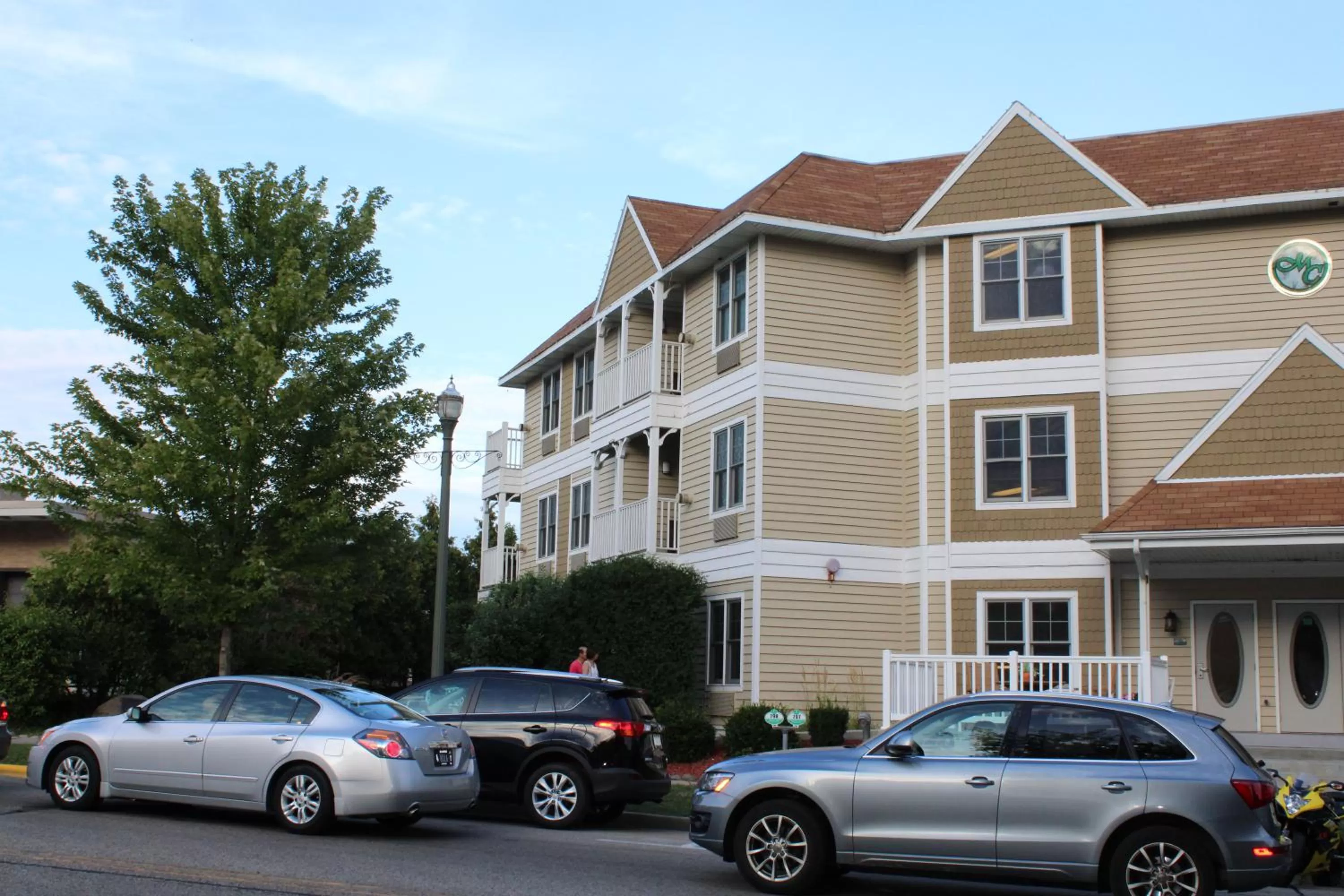 Property Building in Mill Creek Hotel