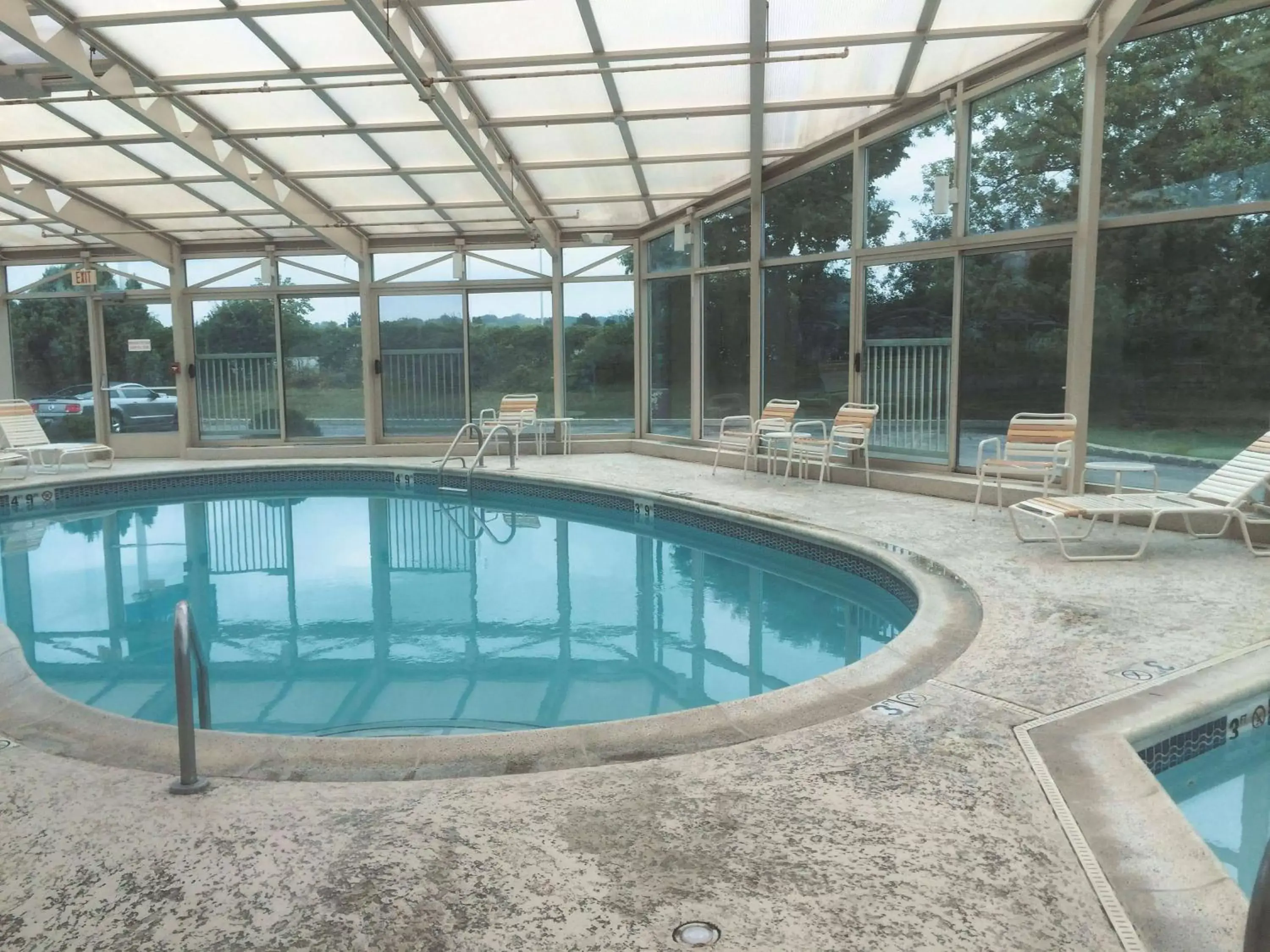 On site, Swimming Pool in La Quinta by Wyndham Chicago Gurnee