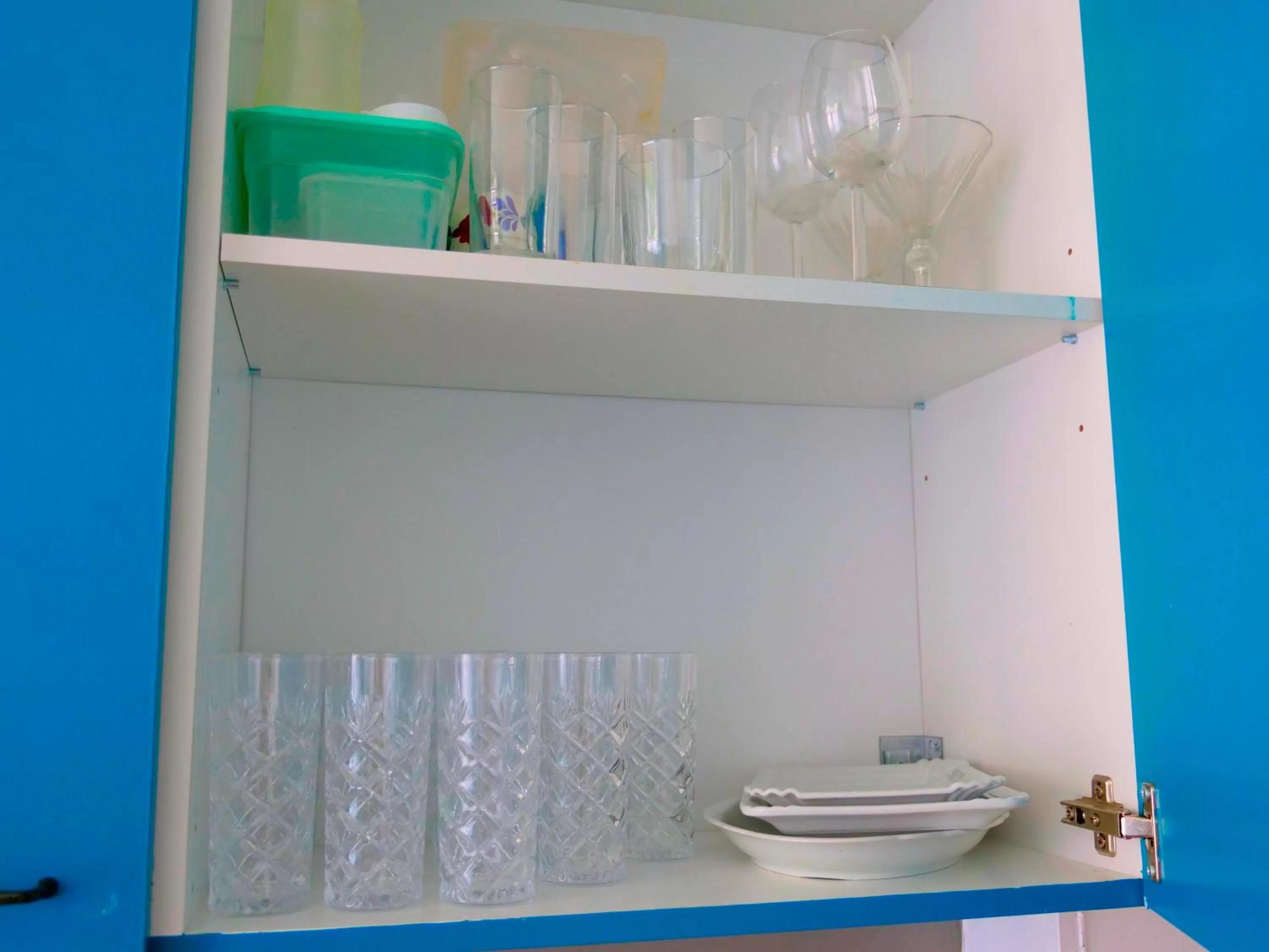 kitchen, Bathroom in The Diesel Bed and Breakfast