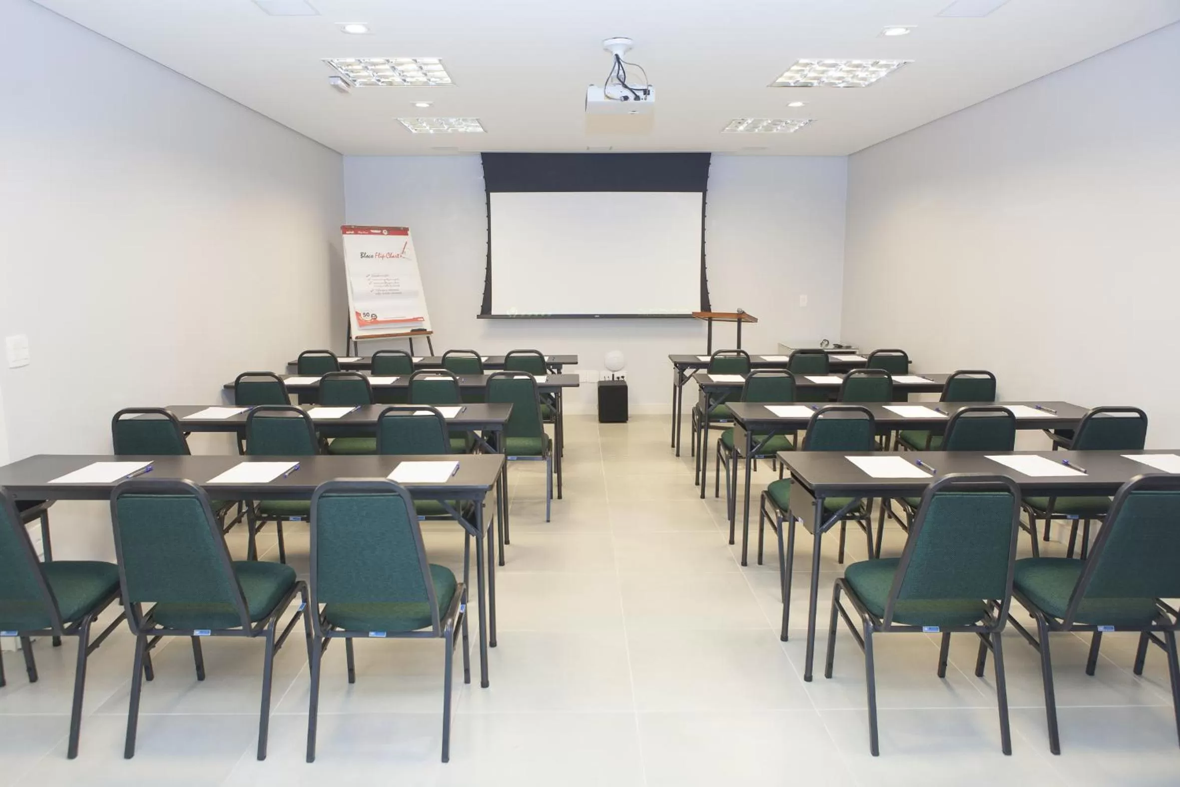 Business facilities in Hotel Vicino al Mare - Frente mar