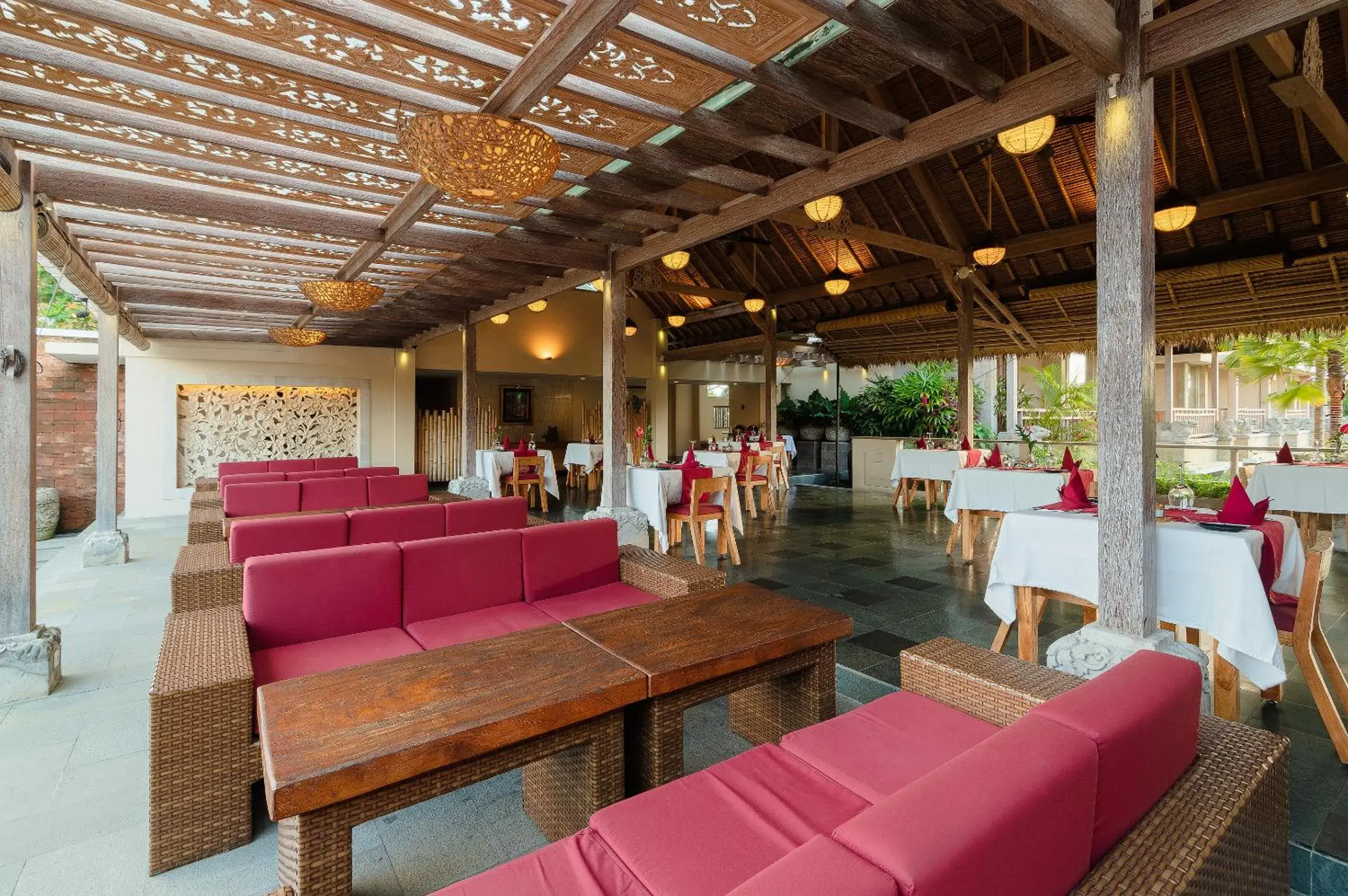 Restaurant/places to eat in The Udaya Resorts and Spa
