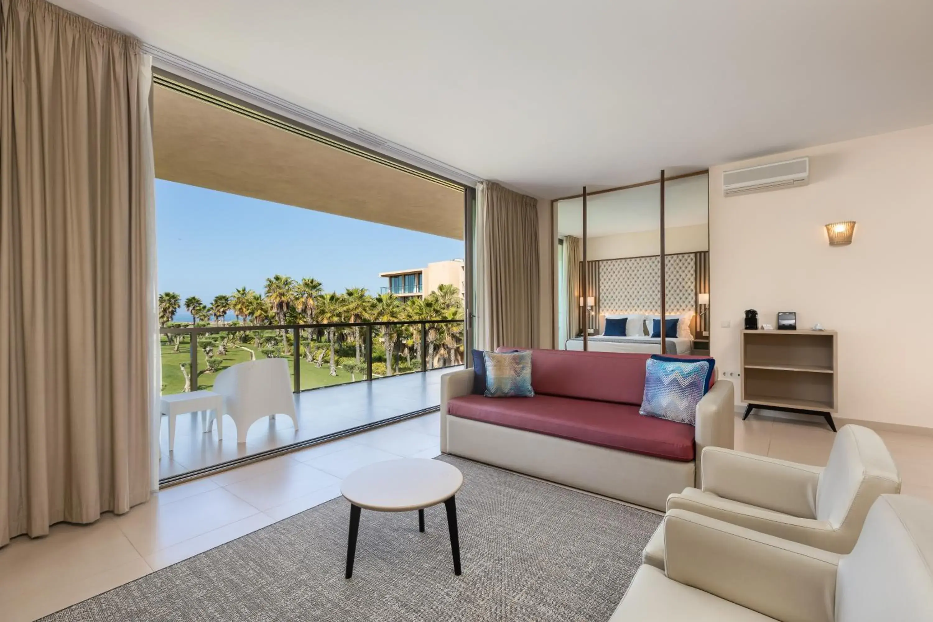 Living room, Seating Area in NAU Salgados Dunas Suites