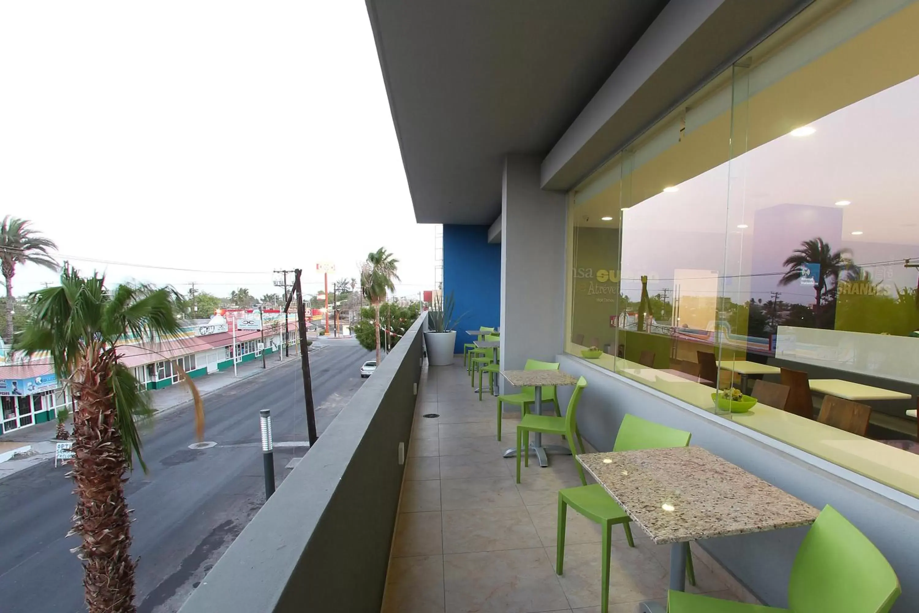 Lobby or reception, Balcony/Terrace in One La Paz