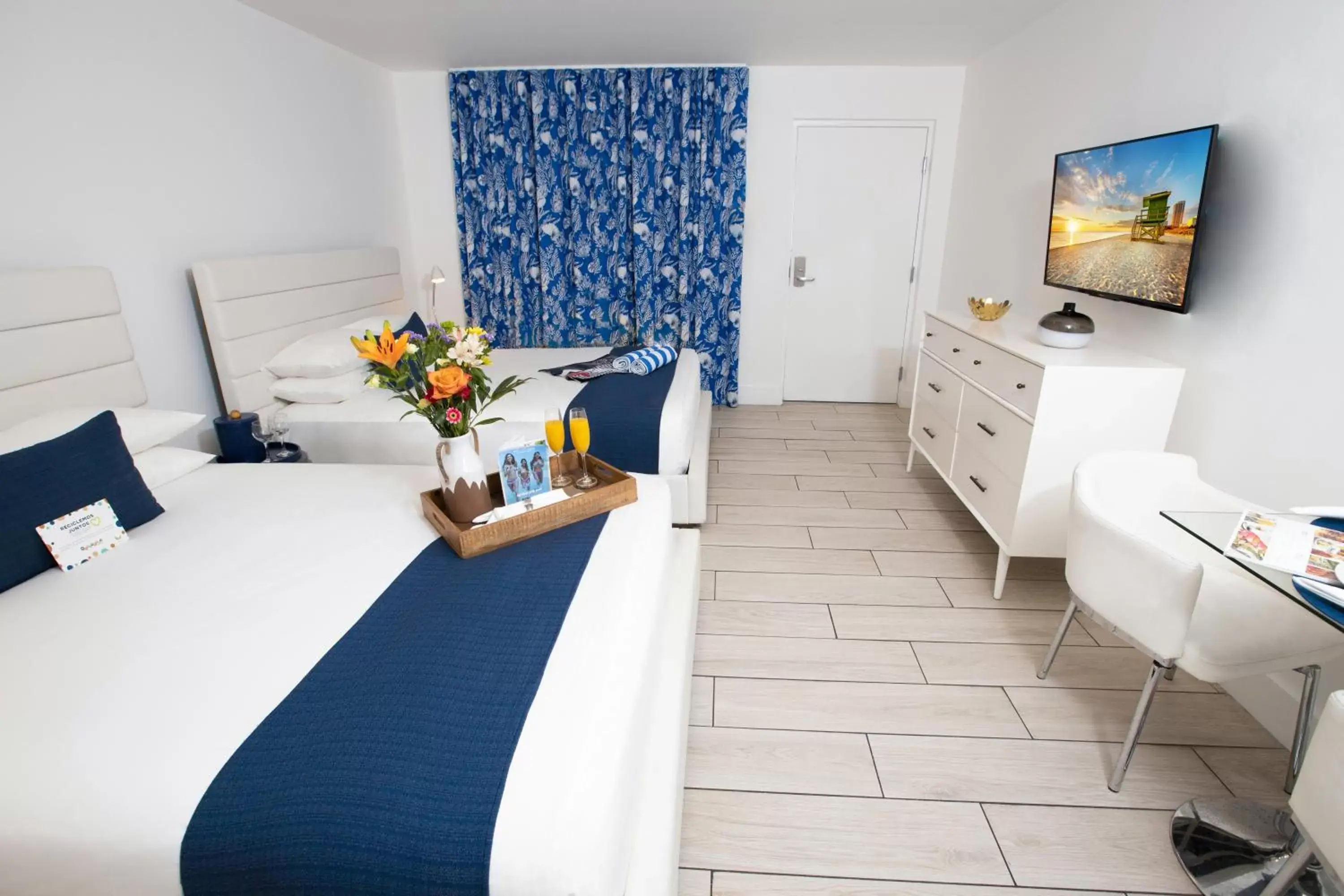 Bedroom in Waterside Hotel and Suites