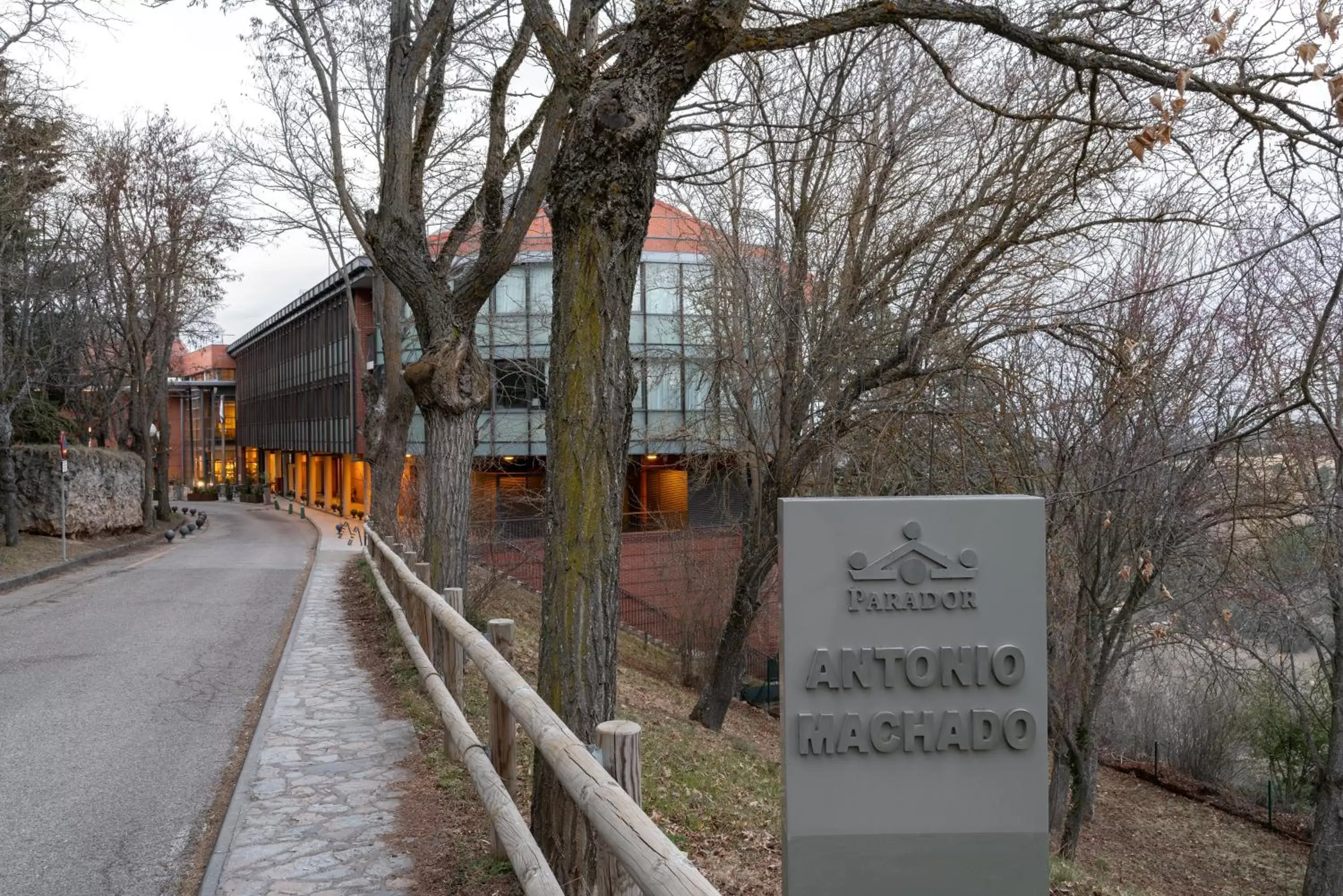 Property building in Parador de Soria Property building in Parador de Soria