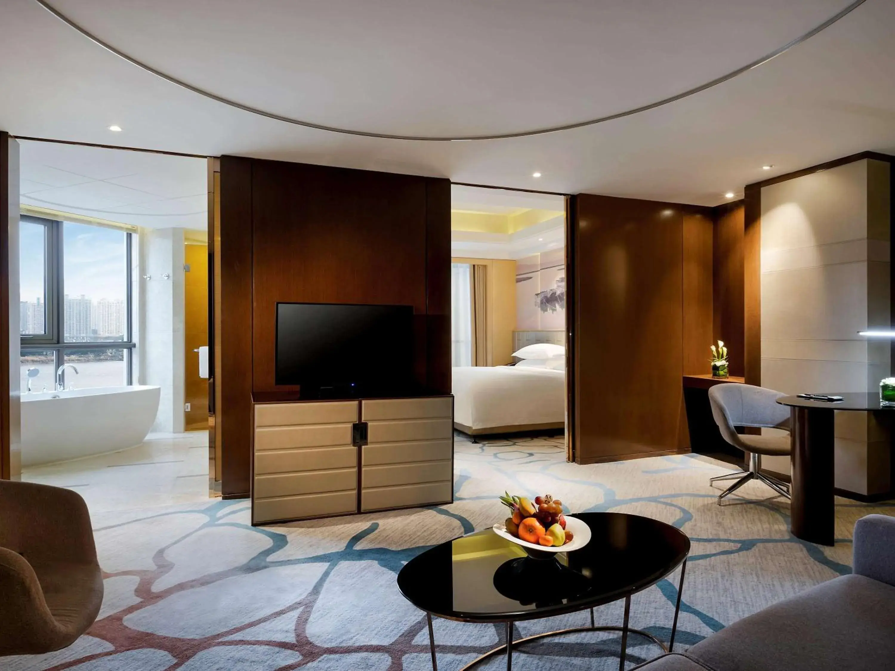 Photo of the whole room, TV/Entertainment Center in Pullman Wenzhou Hotel