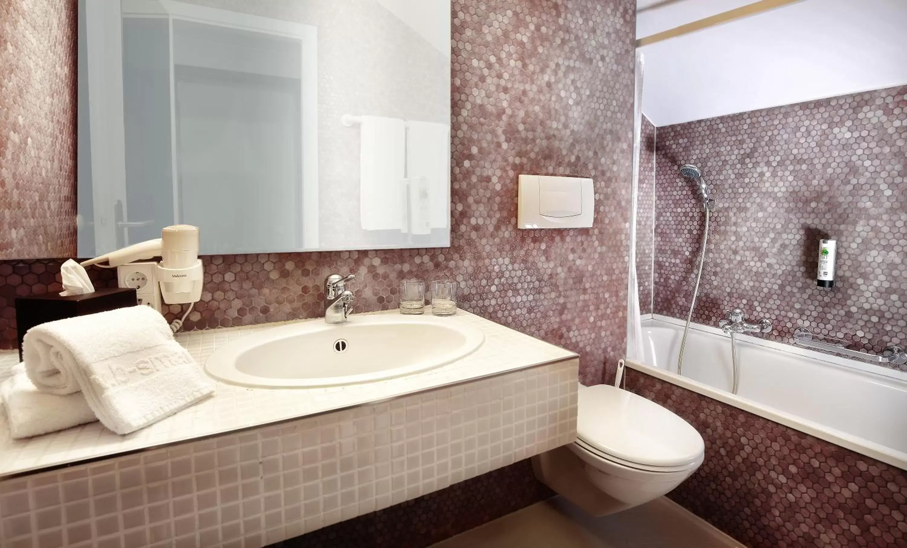 Shower, Bathroom in b-smart motel Basel