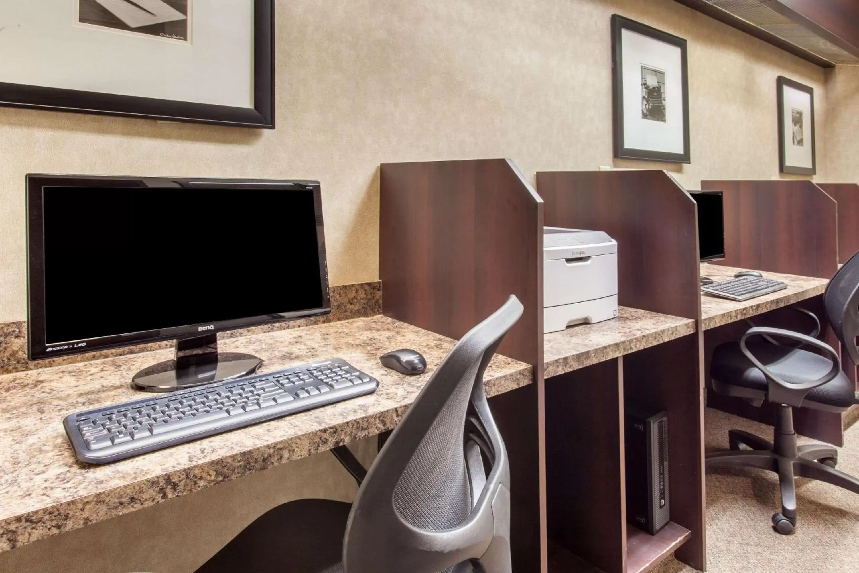Business facilities, Business Area/Conference Room in Ramada by Wyndham Camrose
