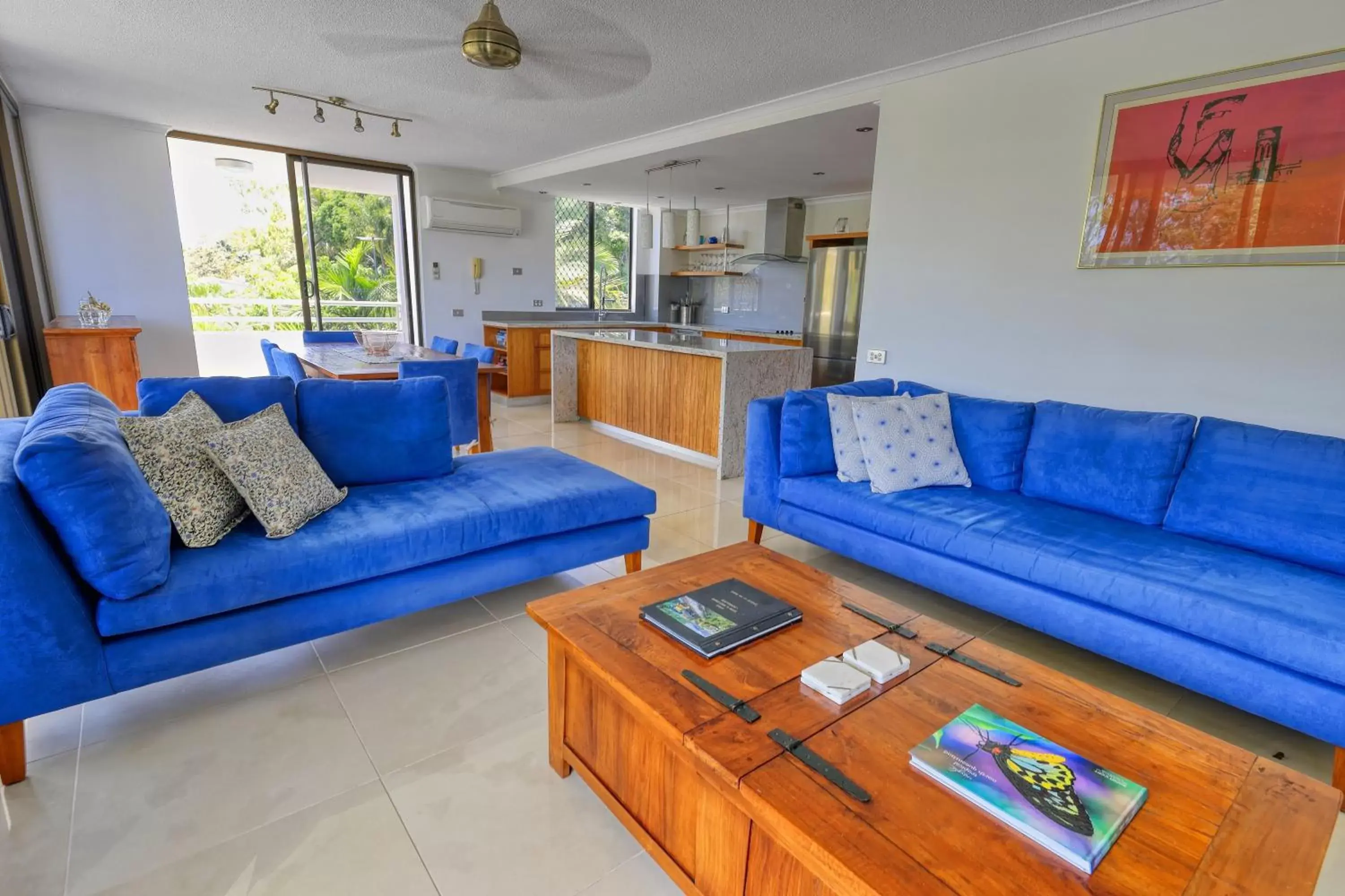 Living room, Seating Area in Argosy On The Beach