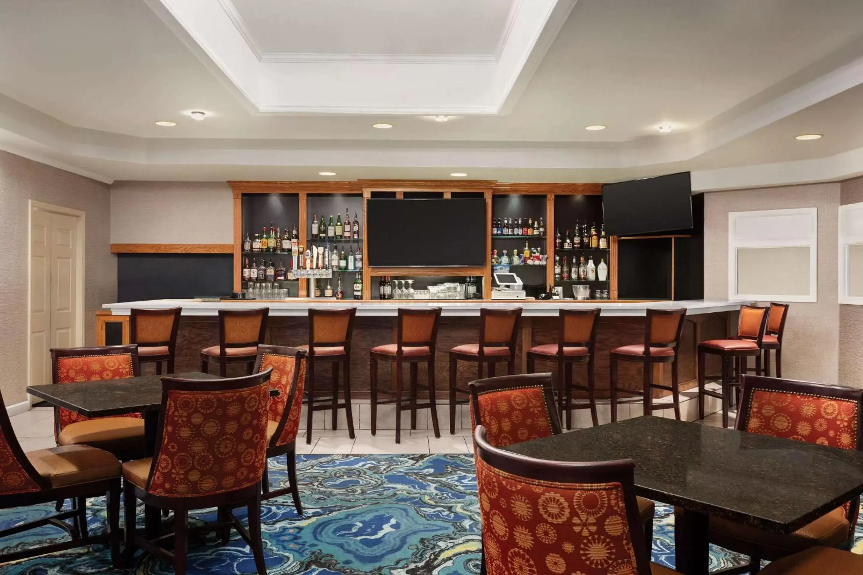 Lounge or bar, Restaurant/Places to Eat in Radisson Hotel Lenexa Overland Park