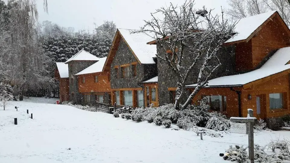 Facade/entrance, Winter in La Escondida Casa de Huespedes & Spa