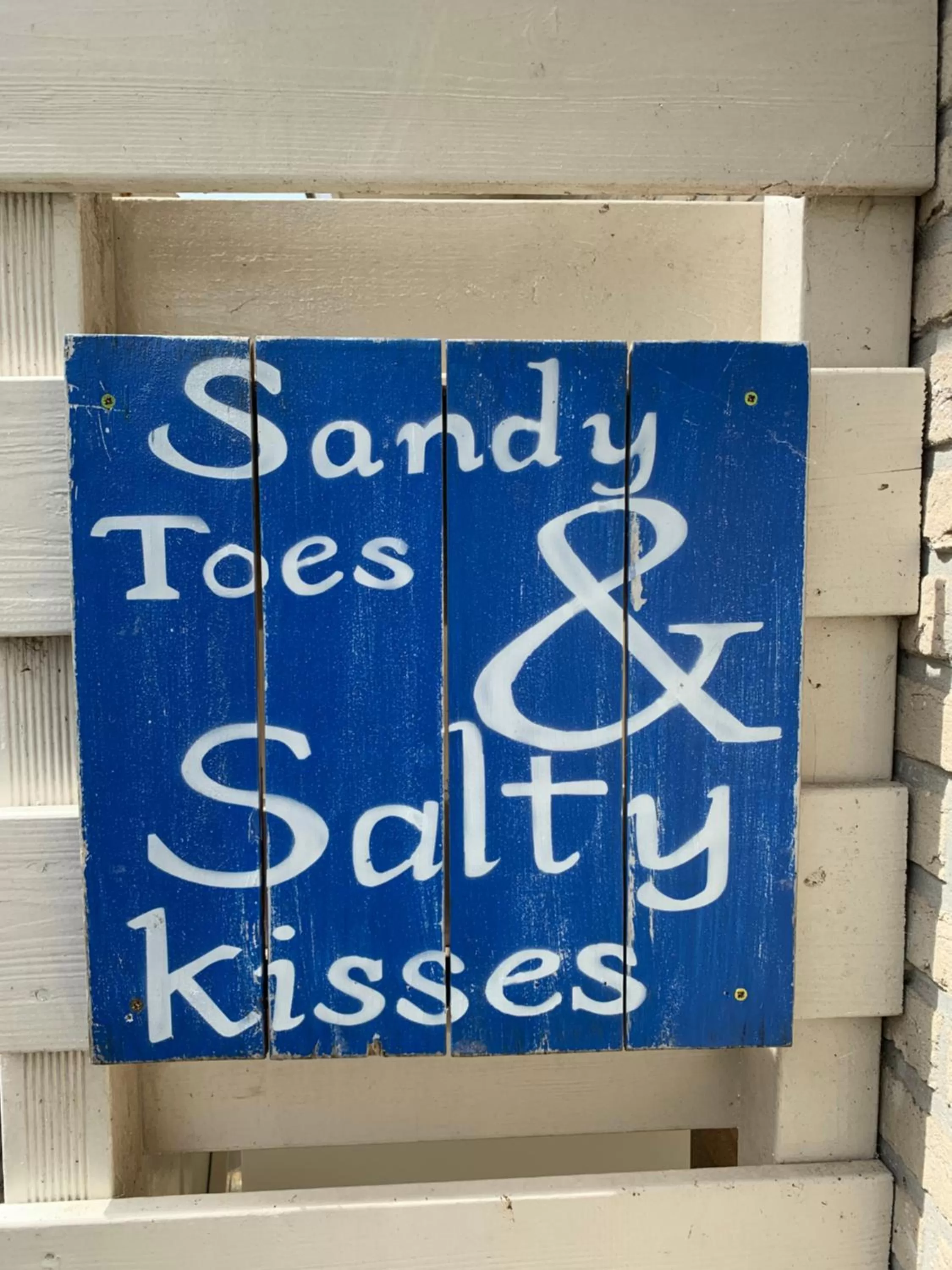 Property logo or sign in Bed & Bad Soet Texel