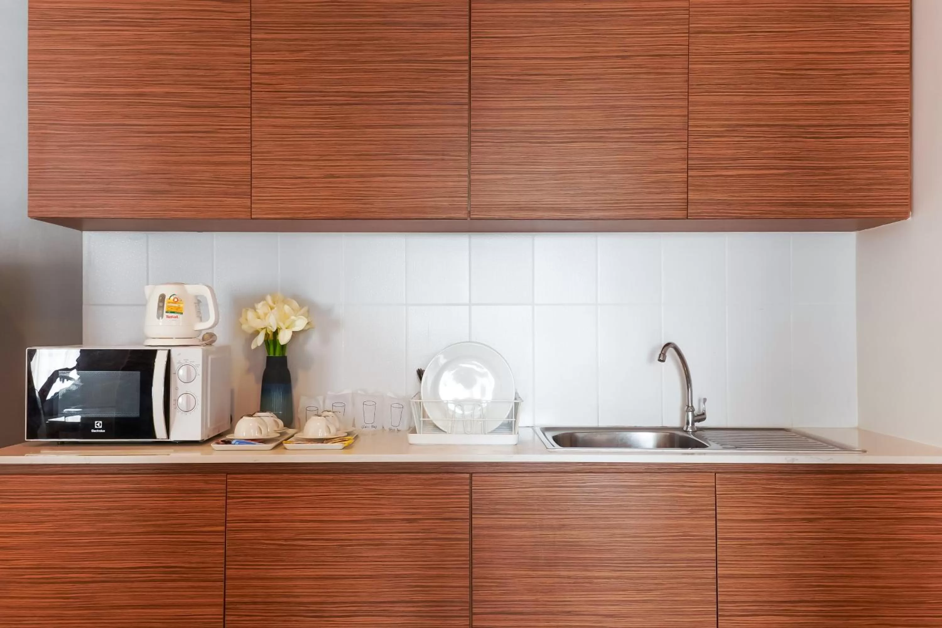 Coffee/tea facilities in Ploen Place Residence