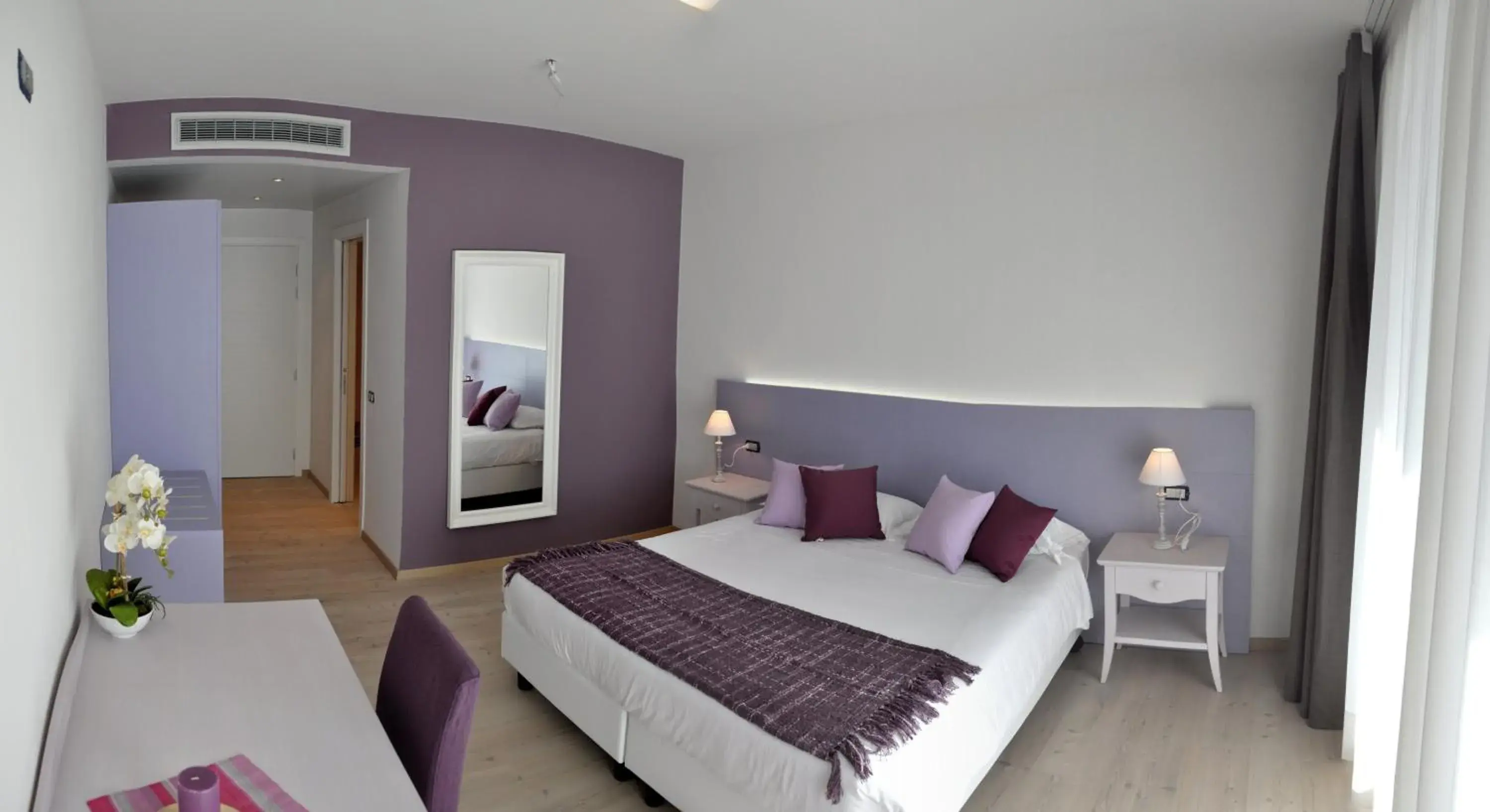 Bed in Tullio Hotel Bed in Tullio Hotel