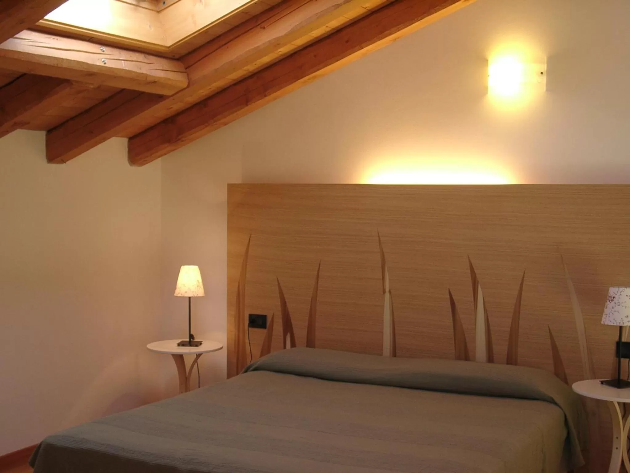 Decorative detail, Bed in Il Milione Country Hotel