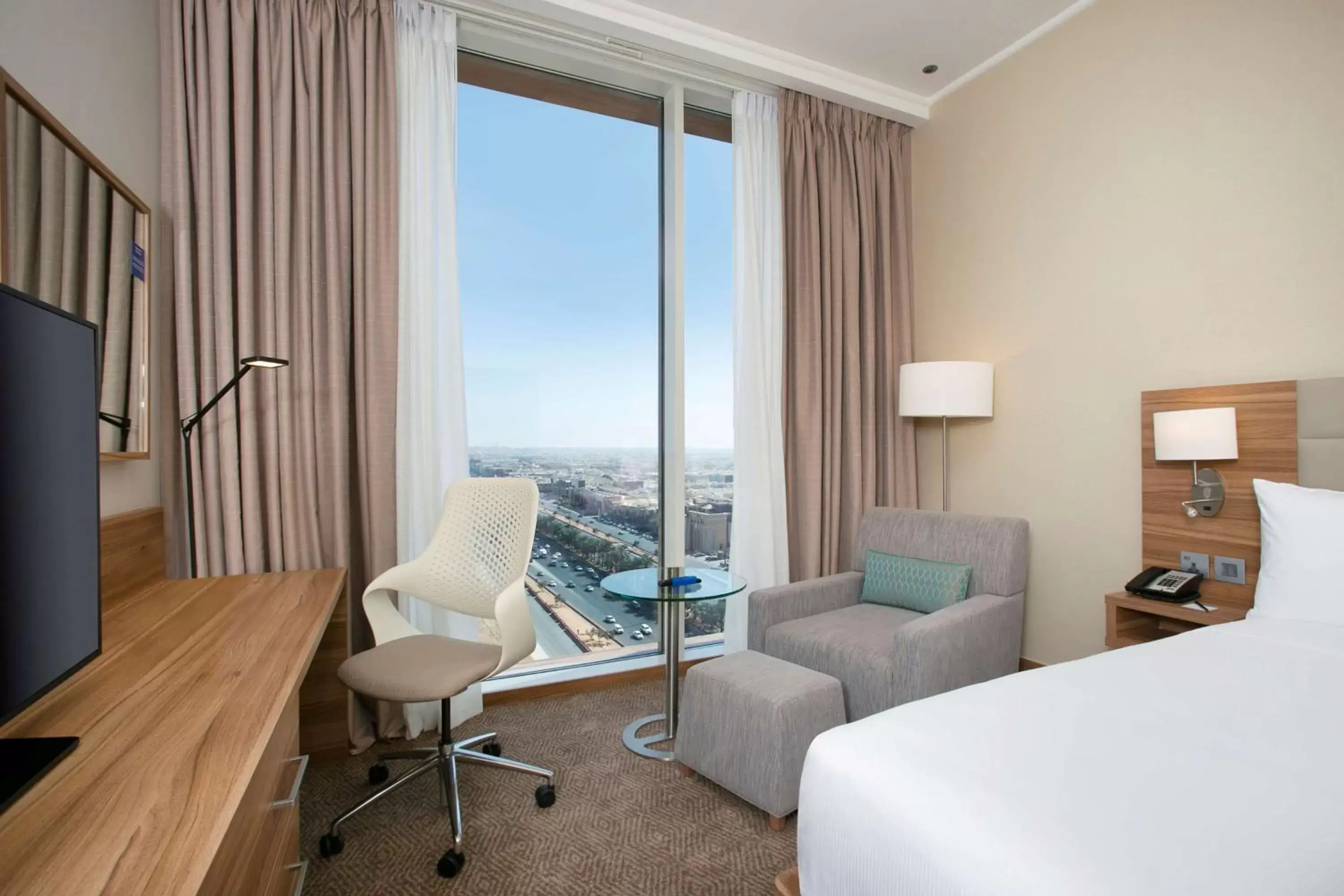 Bedroom, Seating Area in Hilton Garden Inn Riyadh Financial District