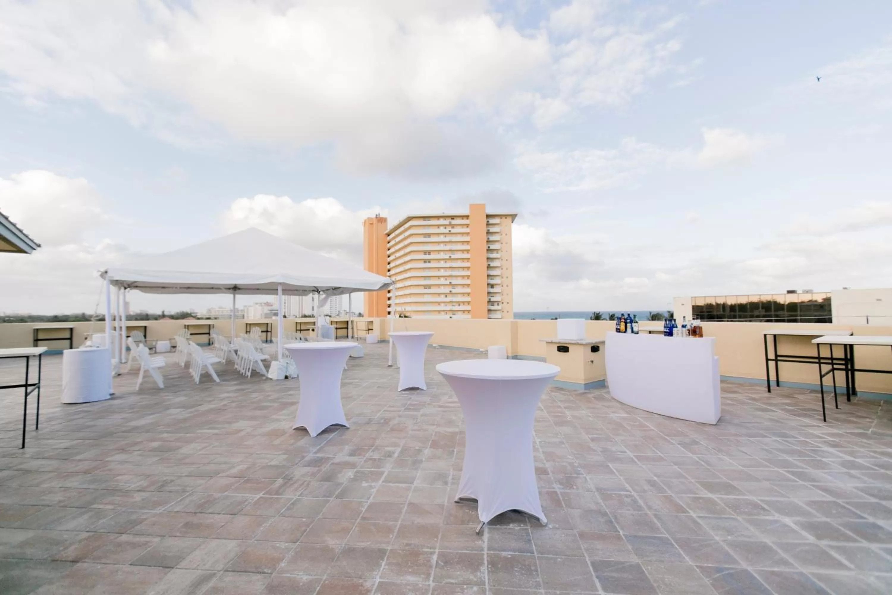Patio in Vistalmar Beach Resort