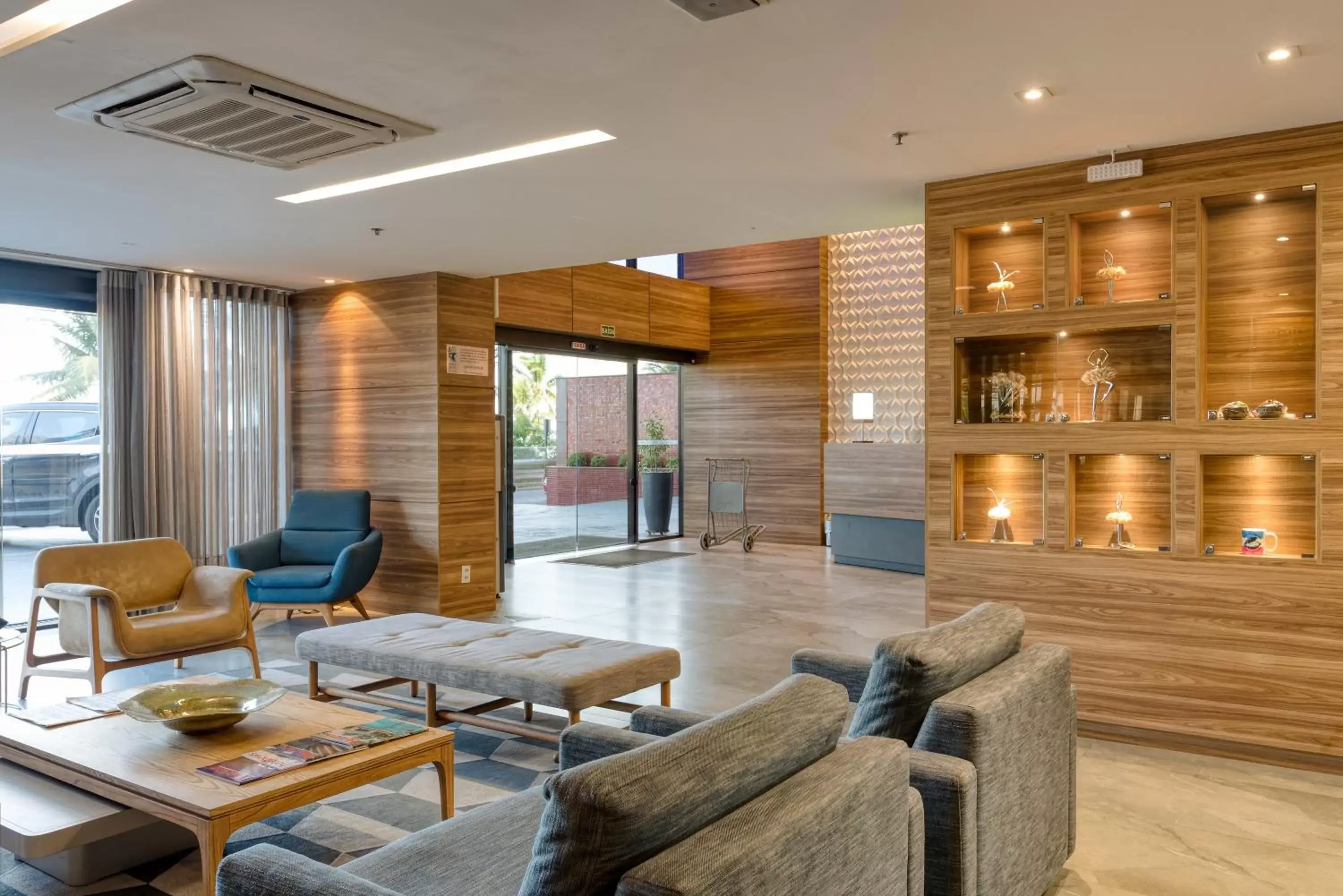 Lobby or reception in Quality Suites Vila Velha