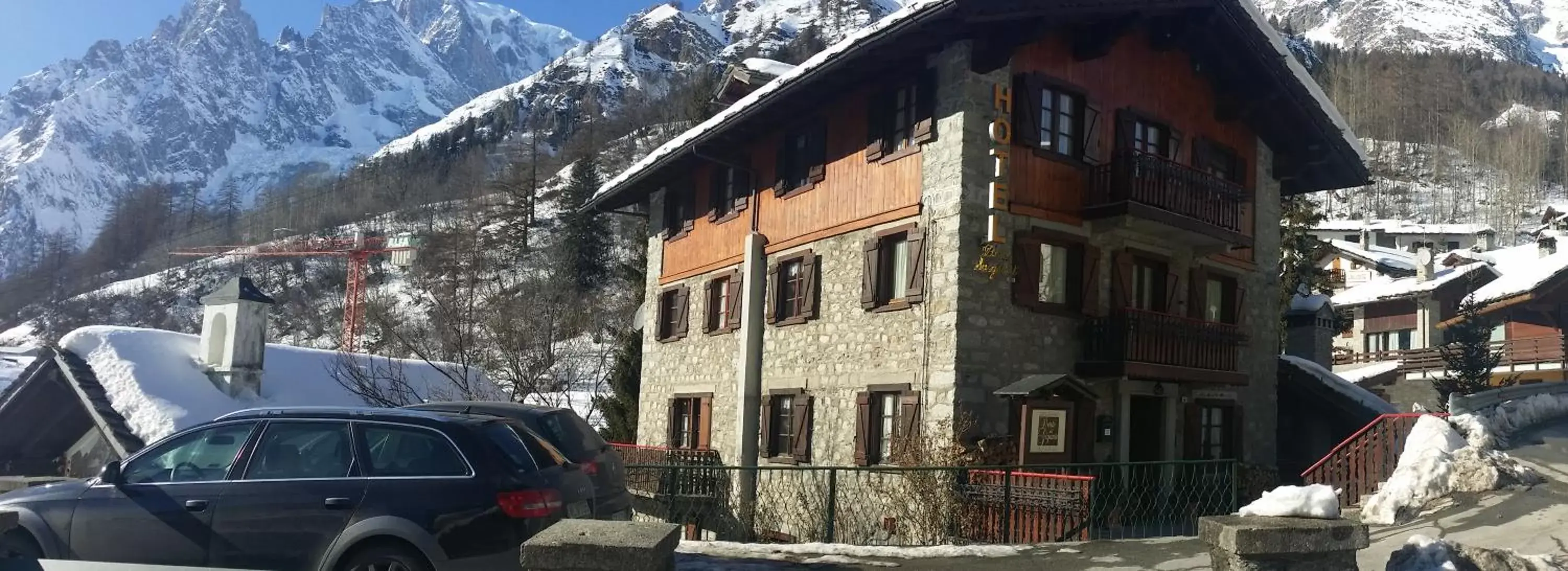 Winter in Hotel Dente Del Gigante