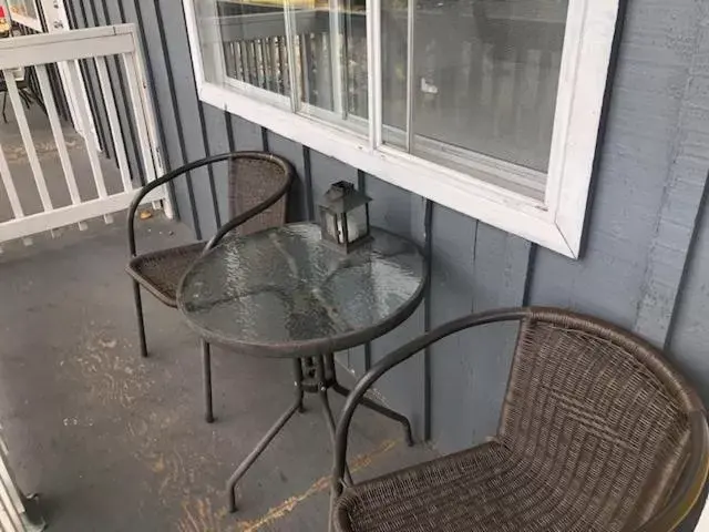 Balcony/Terrace in Jasper Way Inn