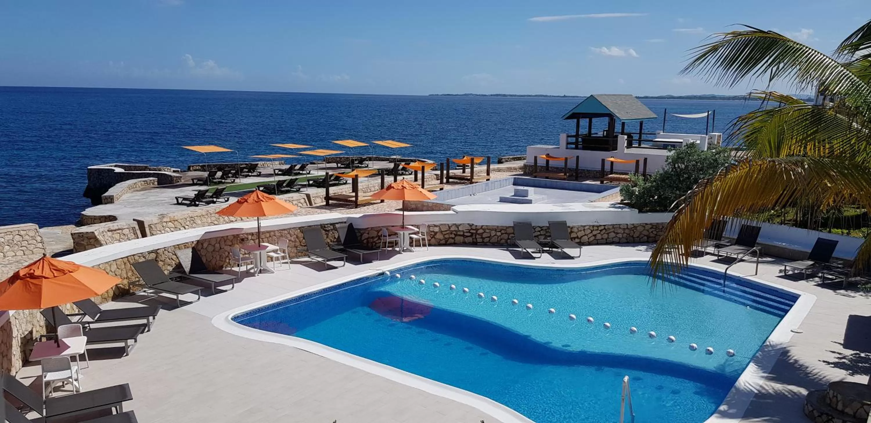Pool view in Samsara Cliff Resort