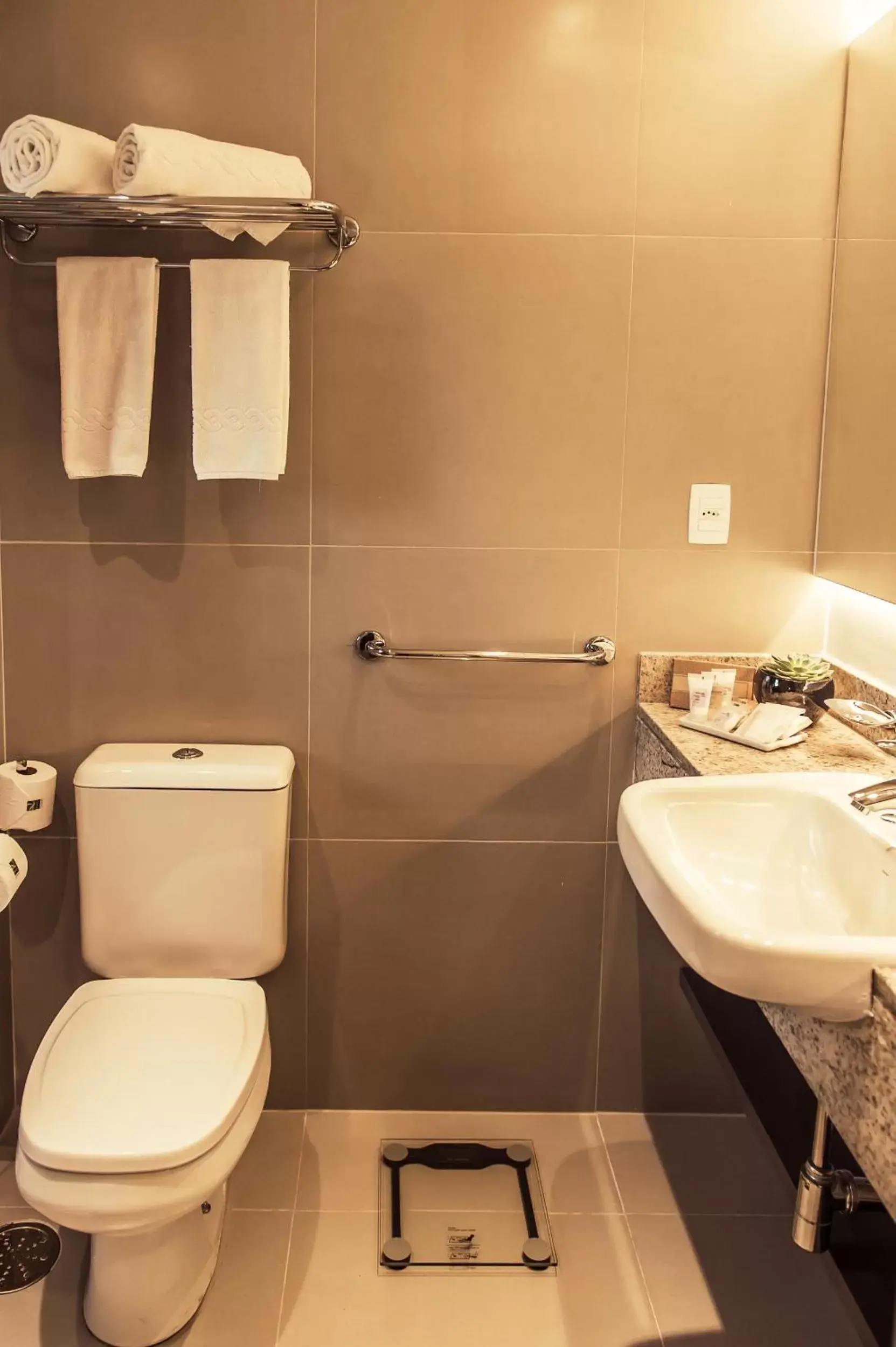Bathroom in Quality Porto Alegre