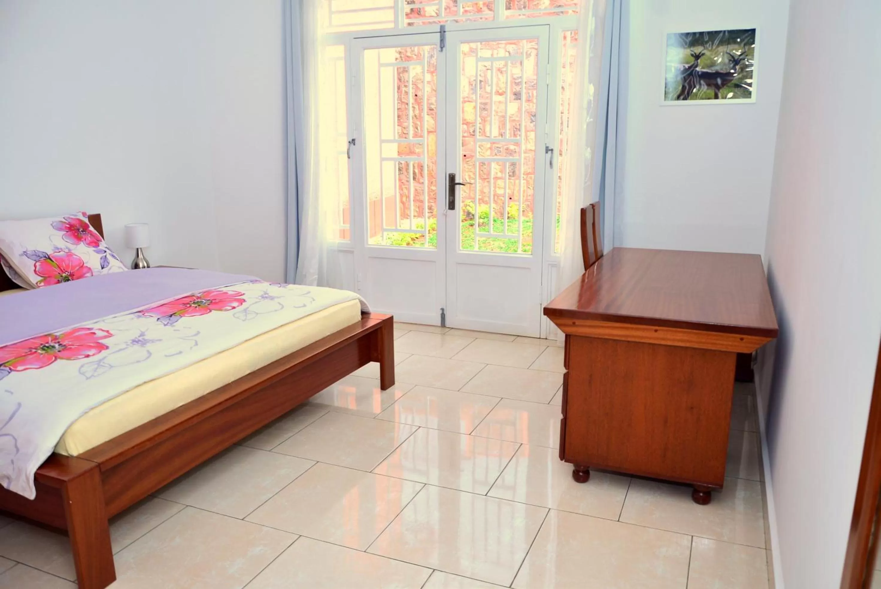 Day, Bed in Hôtel Maisons-Sifa