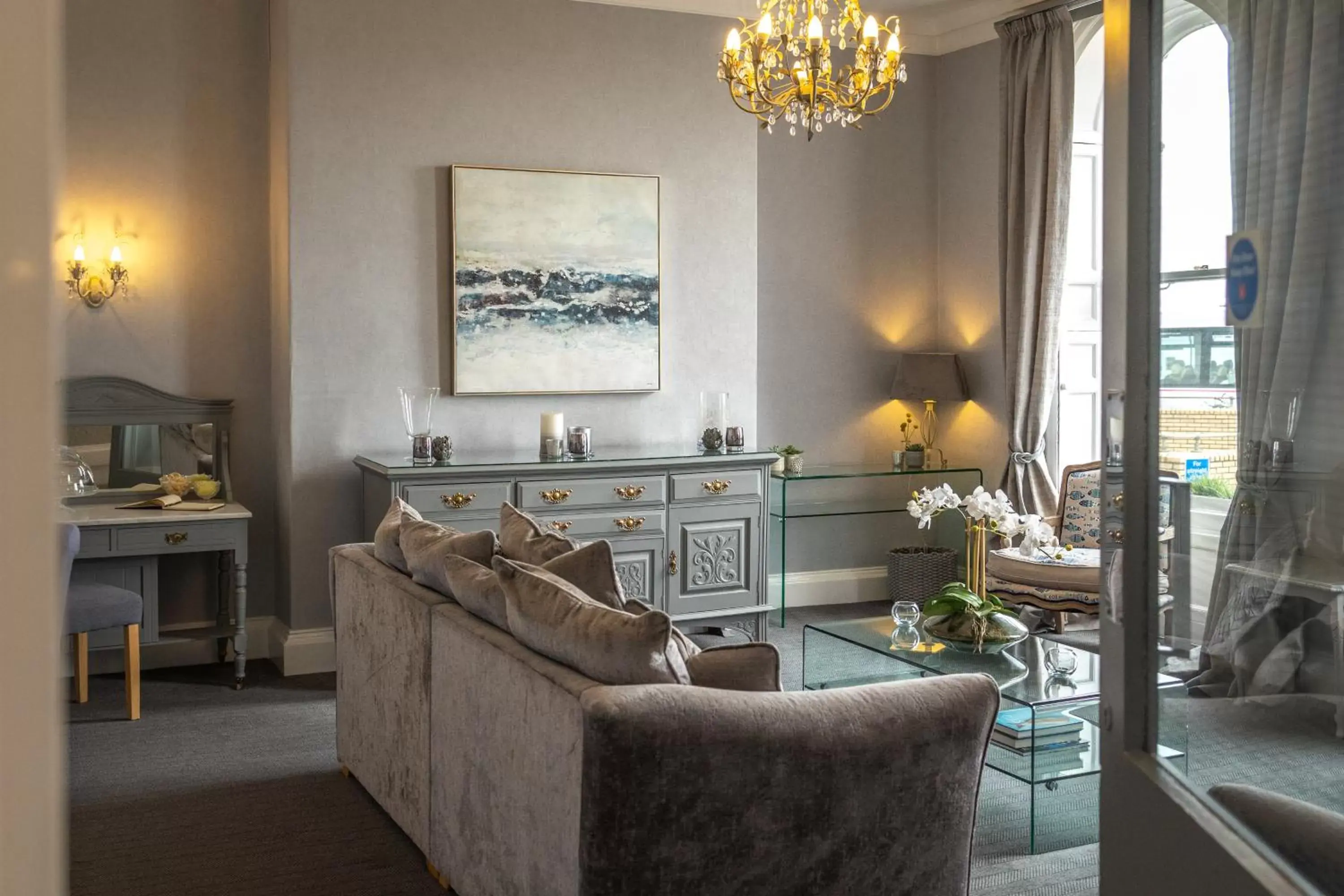 Living room, Seating Area in Gloucester House