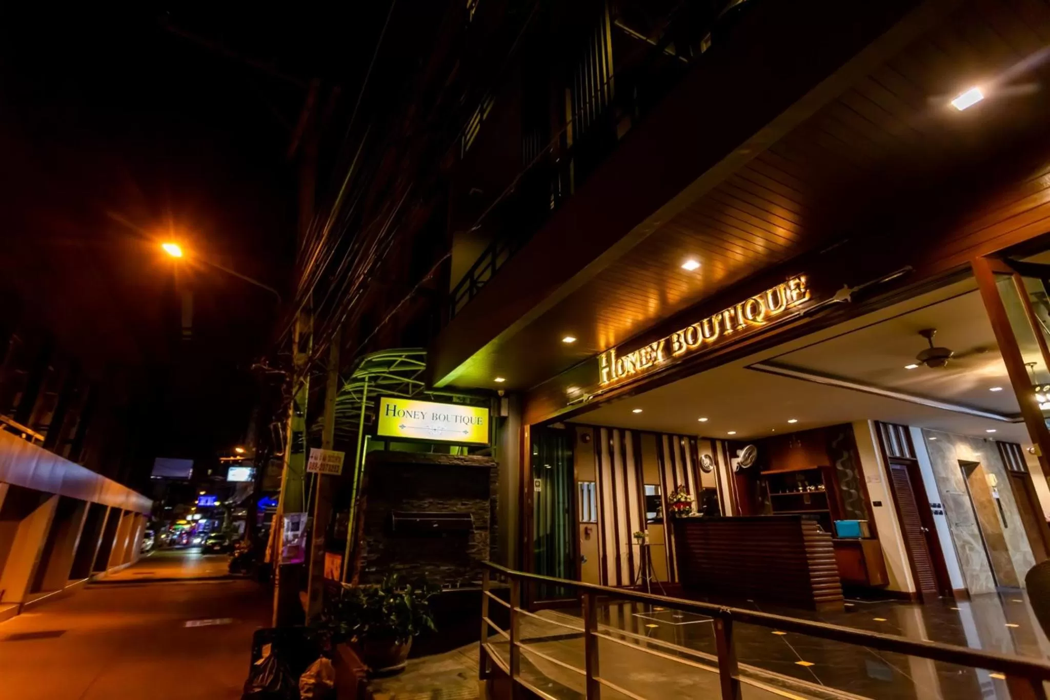 Facade/entrance in Honey Boutique Hotel