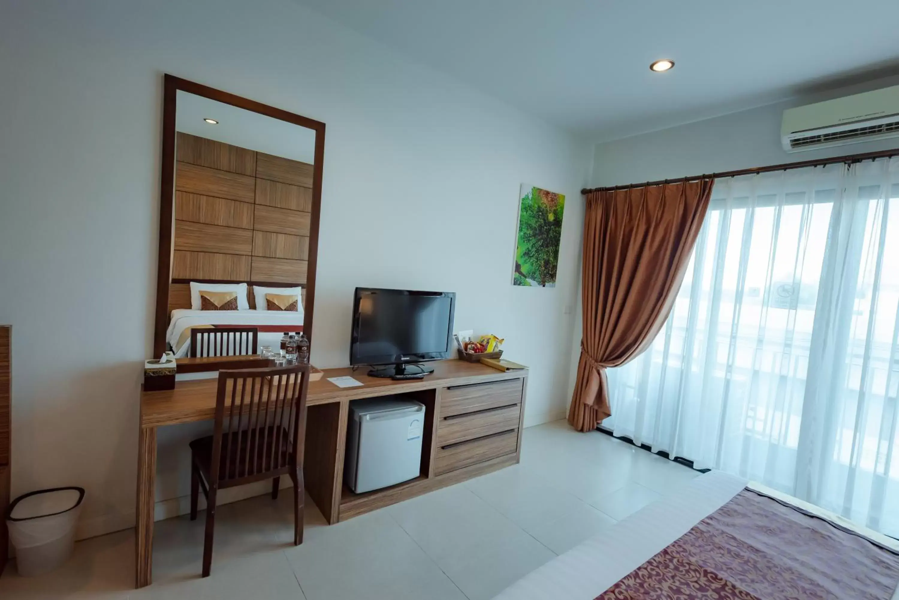 Bed in The Pannarai Hotel Bed in The Pannarai Hotel