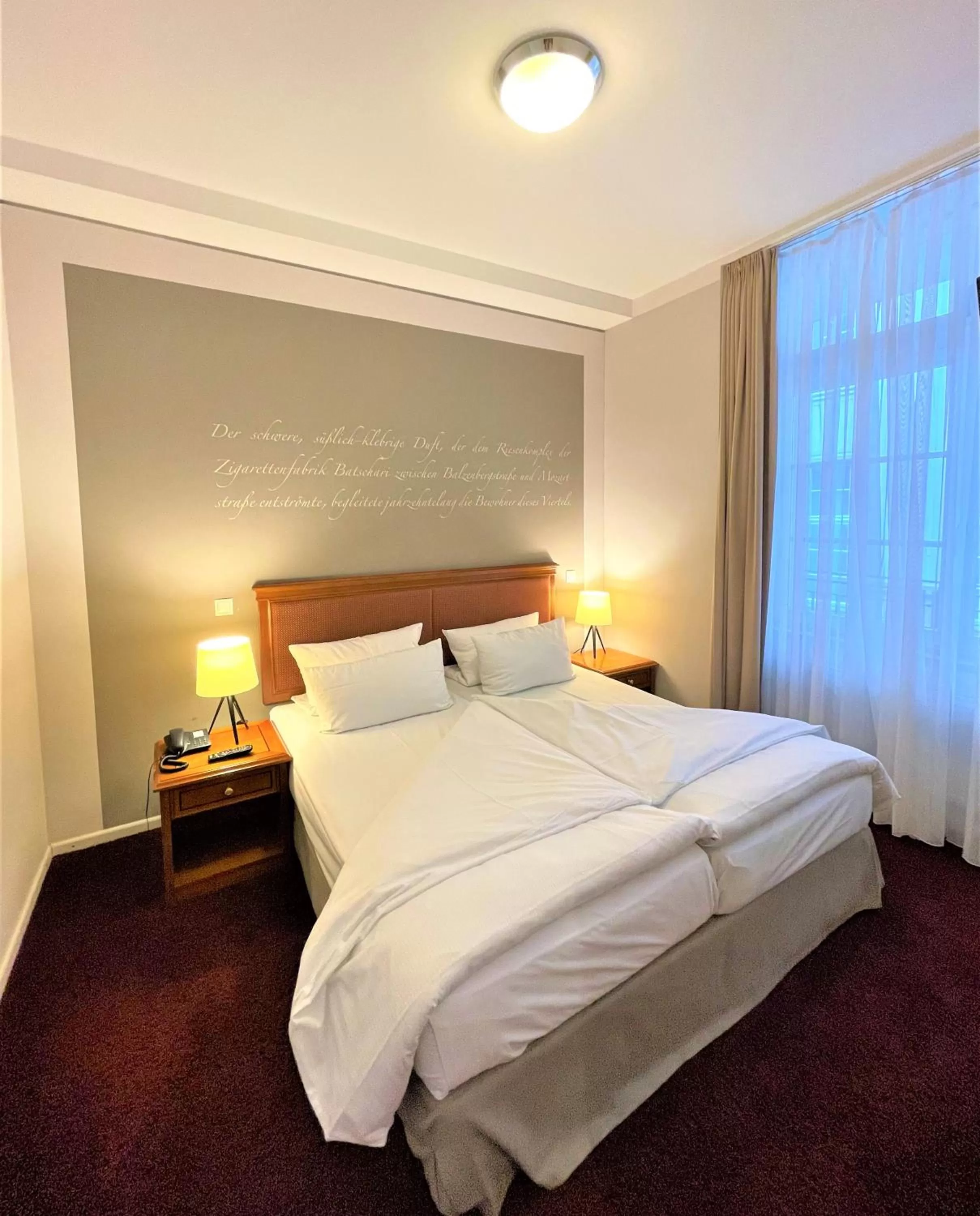 Bedroom, Bed in Batschari Palais Baden-Baden