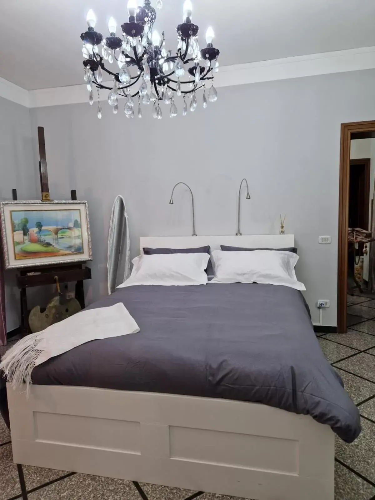 Bedroom, Bed in Lo sciuro