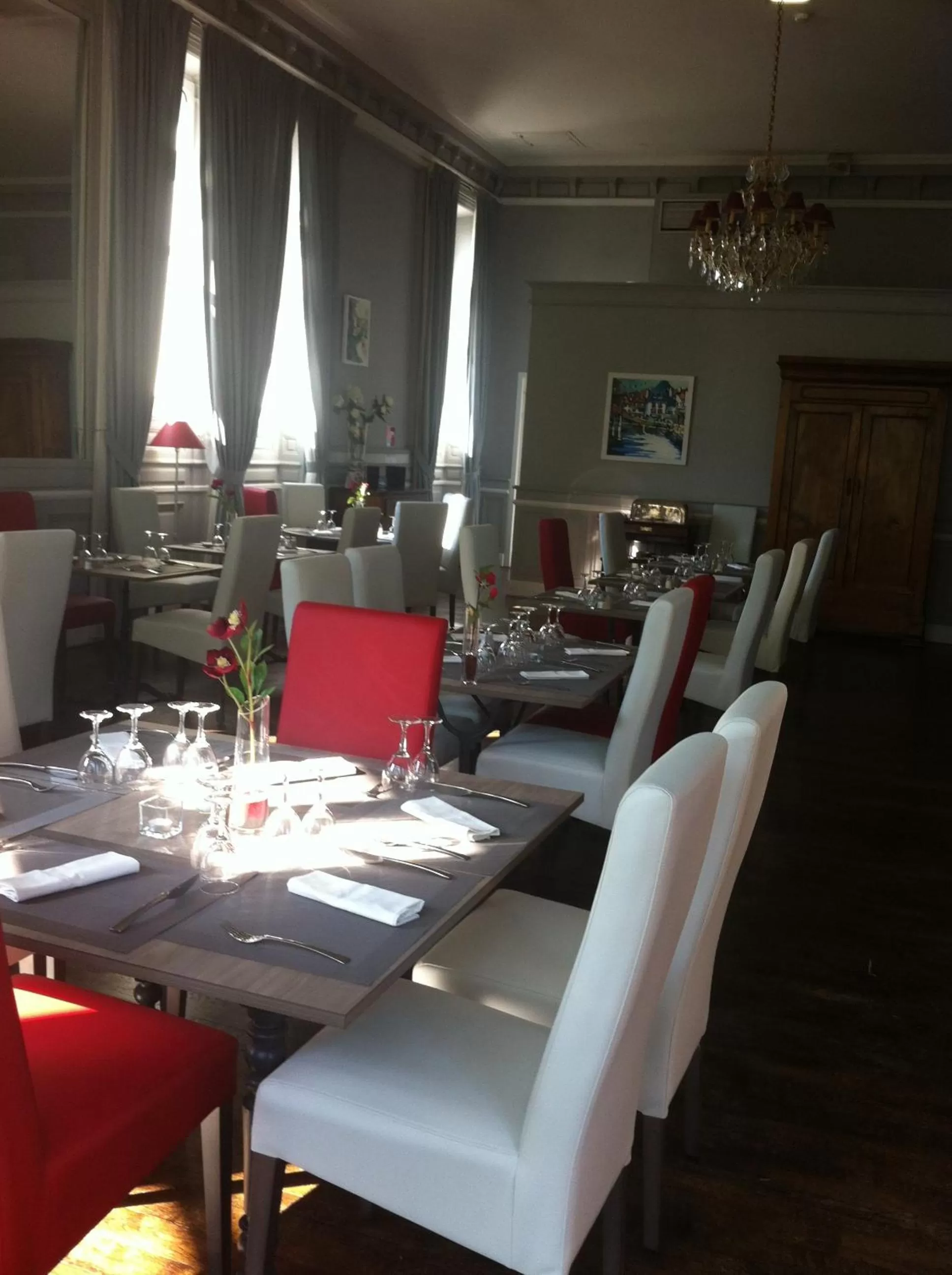 Restaurant/places to eat in Hôtel du Parc