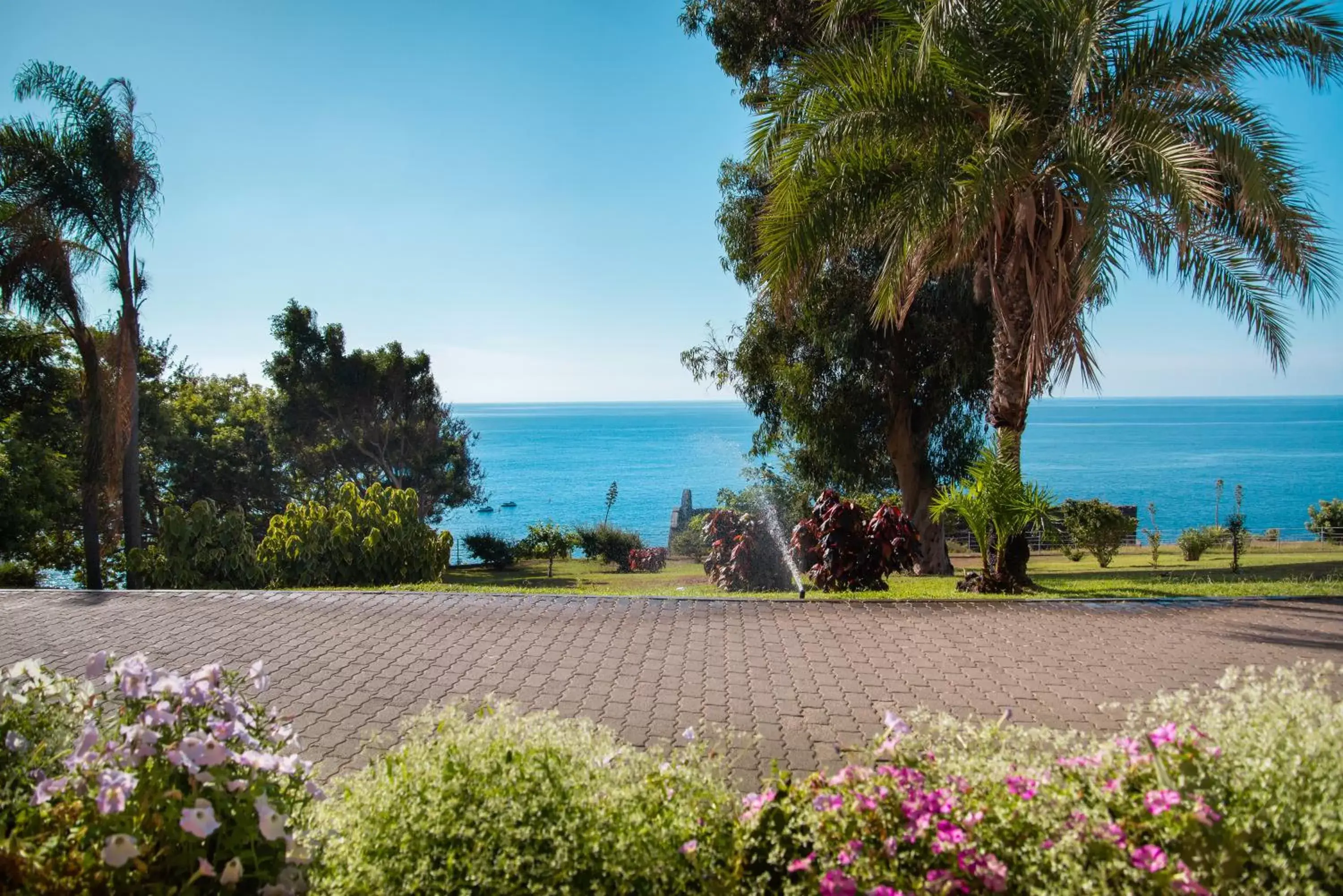 Garden in Pestana Promenade Ocean Resort Hotel