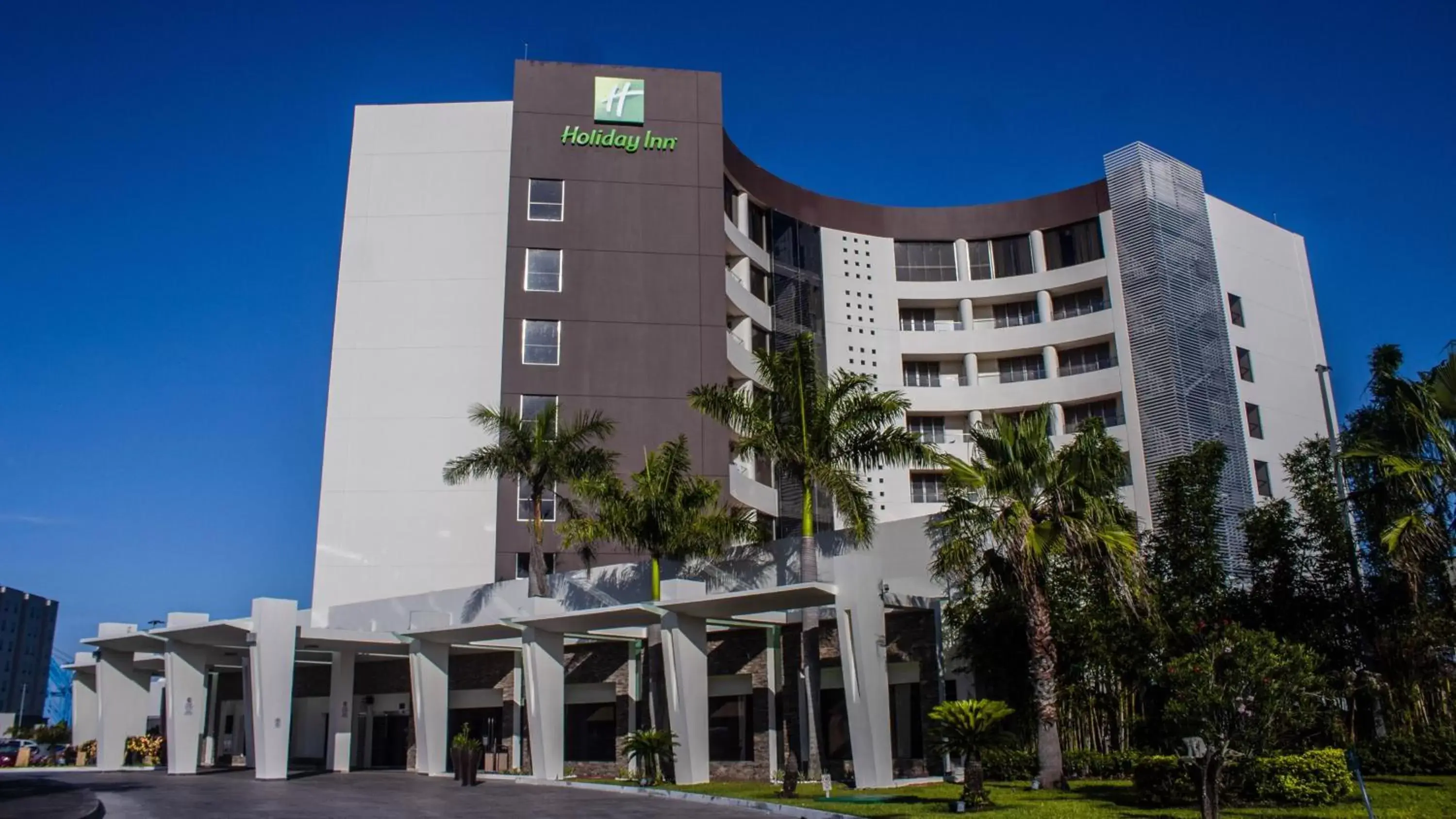 Property Building in Holiday Inn Tuxpan - Convention Center, an IHG Hotel