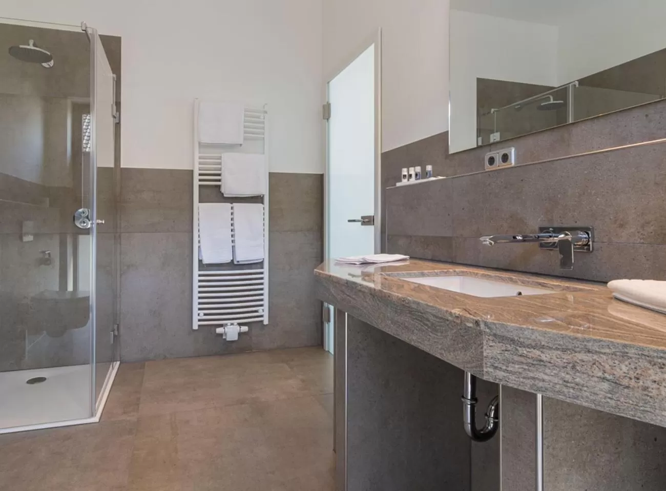 Decorative detail in anders Kontorhaus Hotel