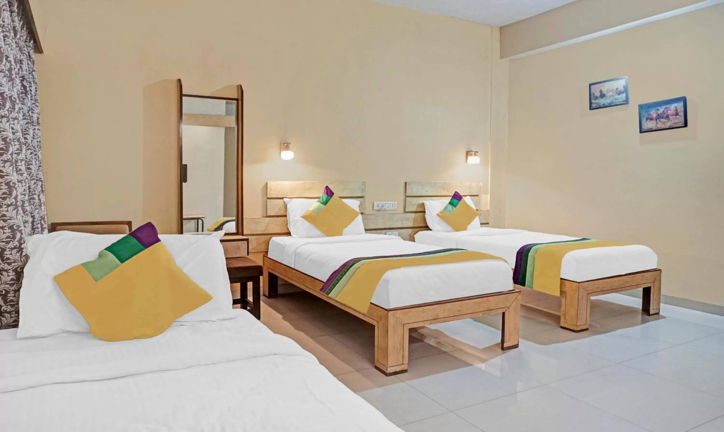 Bedroom, Bed in Itsy Hotels Ranjeet