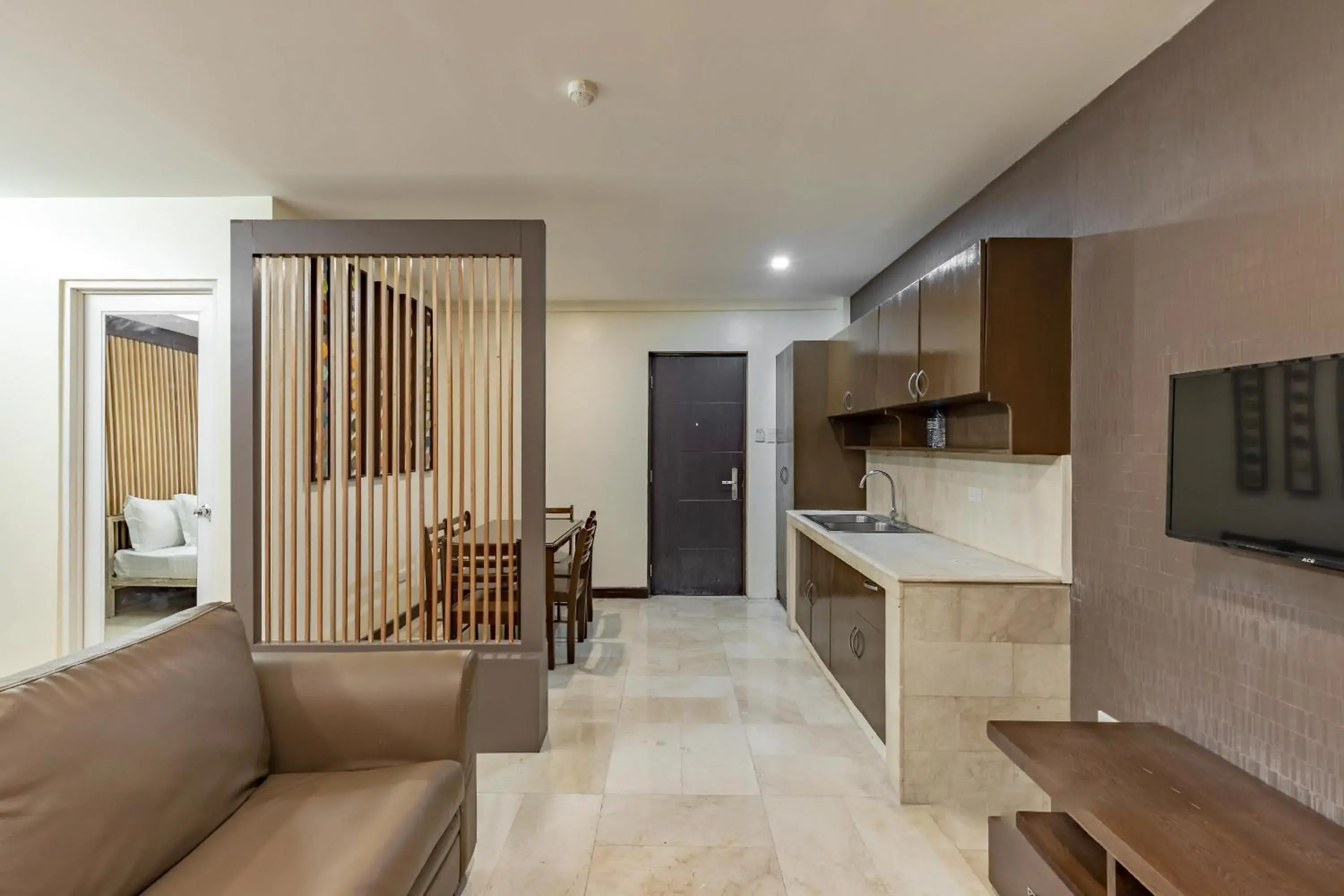 Kitchen or kitchenette, Kitchen/Kitchenette in Selah Garden Hotel Manila