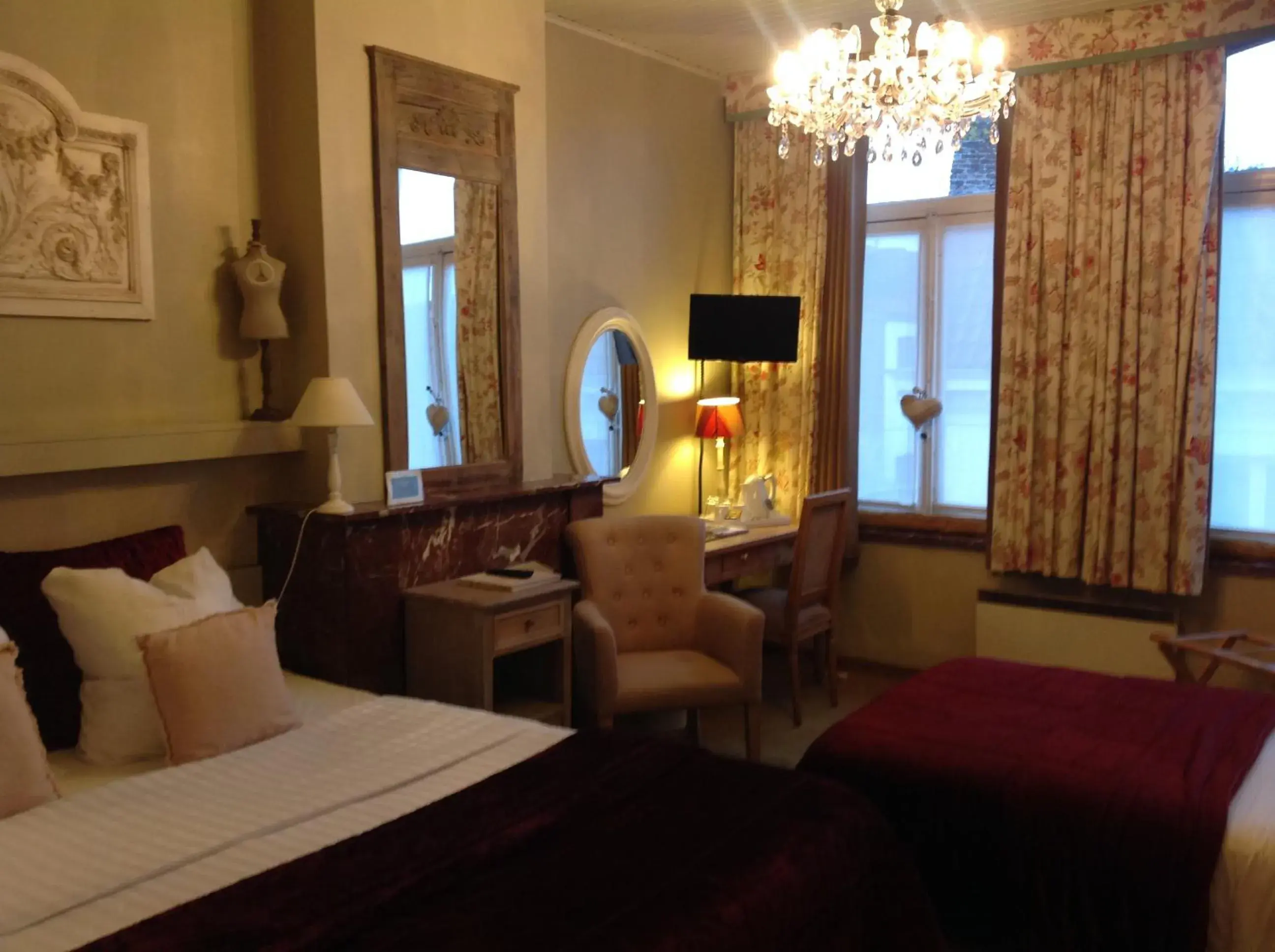 Bed, Seating Area in Hotel Botaniek
