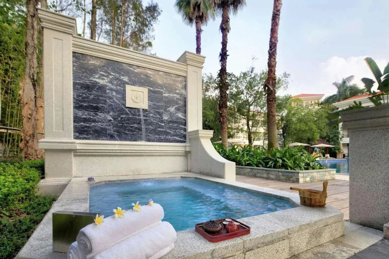 Garden view, Swimming Pool in Goodview Hotel Sangem Tangxia