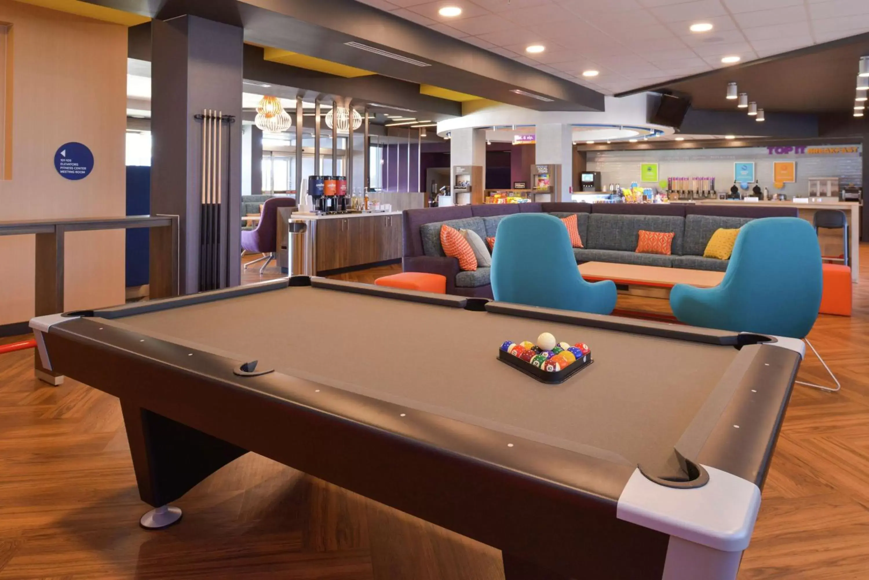 Lobby or reception, Billiards in Tru By Hilton Coppell DFW Airport North